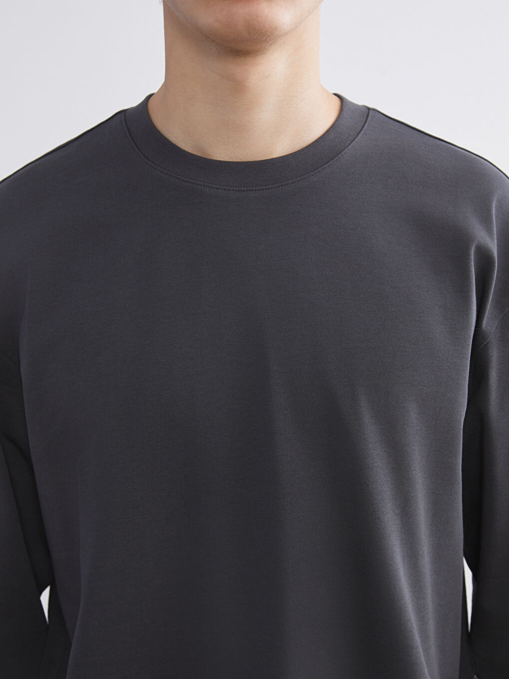 Crew Neck Men's Sweatshirt-2