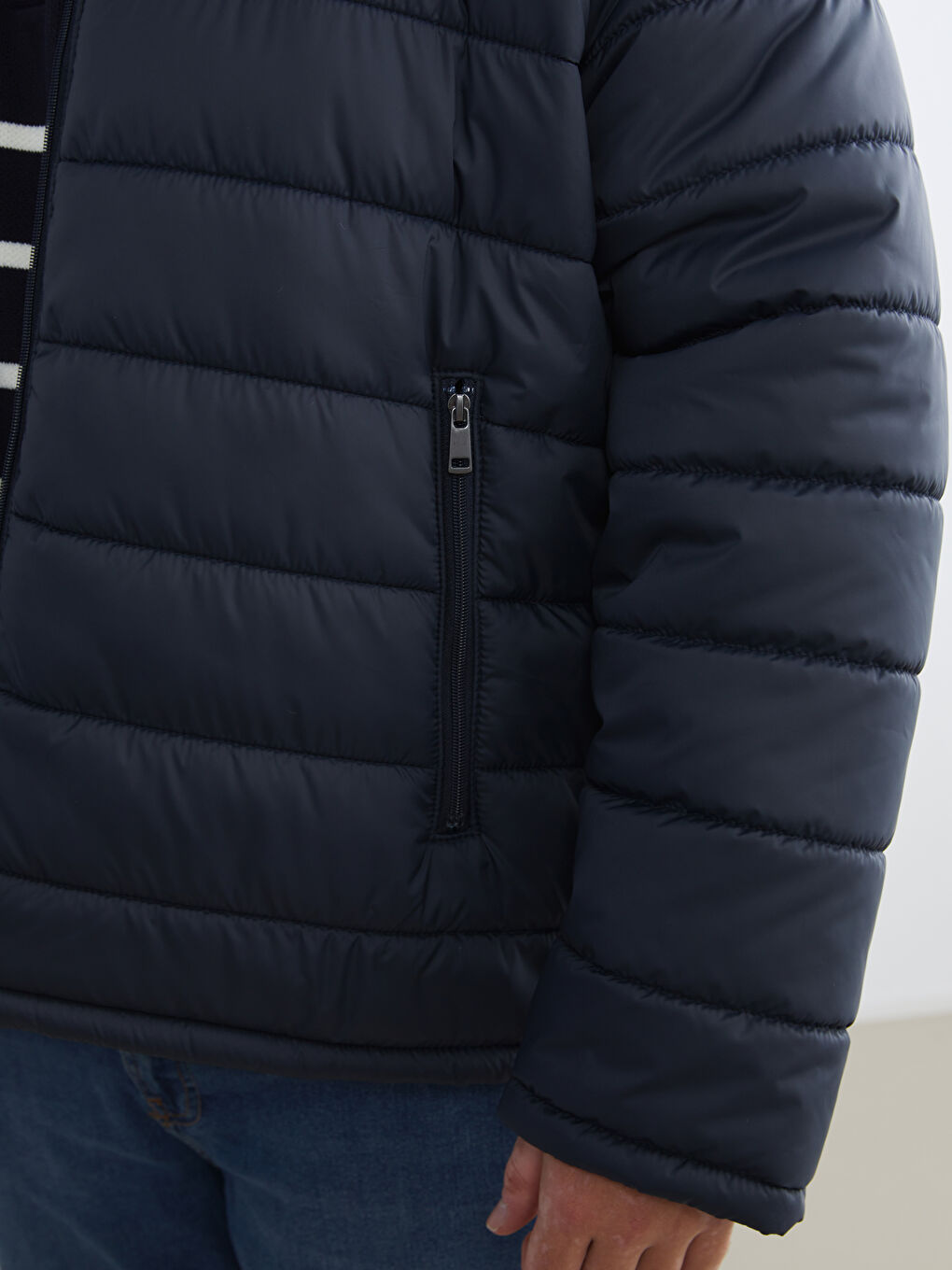 Lacivert Standart Kalıp Kapüşonlu Erkek Şişme Mont-2