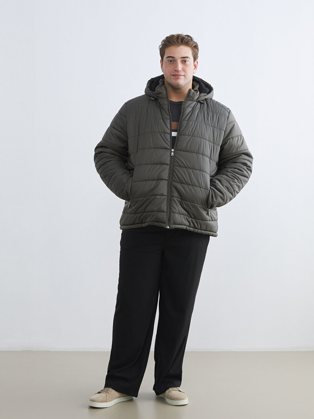 Haki Standart Kalıp Kapüşonlu Erkek Şişme Mont-1