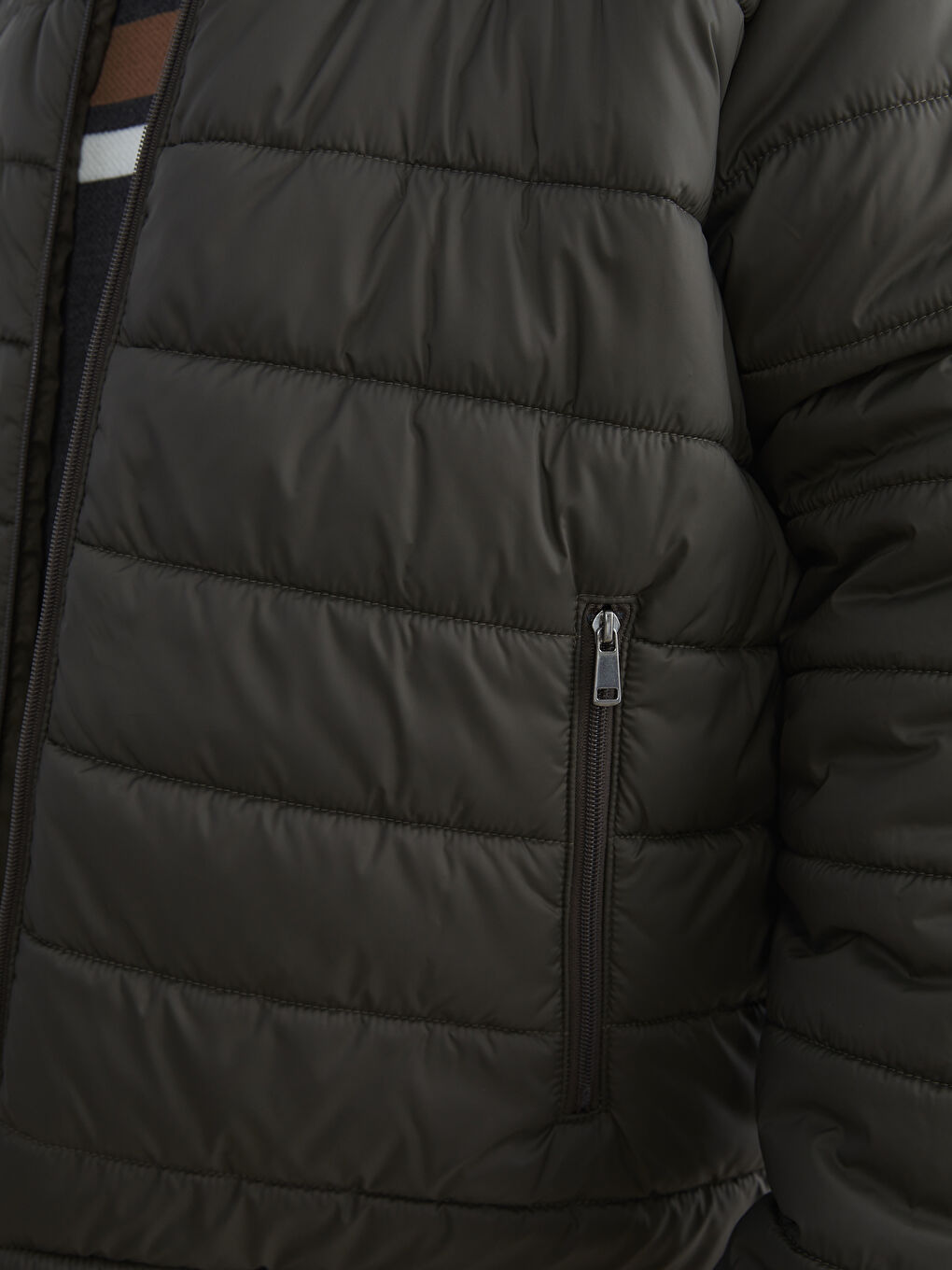 Haki Standart Kalıp Kapüşonlu Erkek Şişme Mont-2