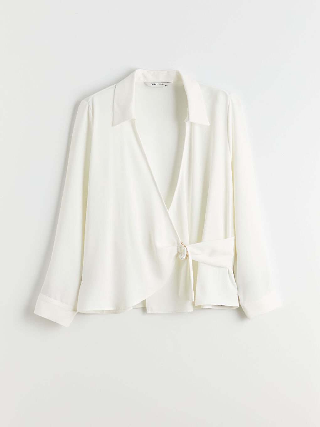 Ekru Kruvaze Bağlama Detaylı Bluz-4