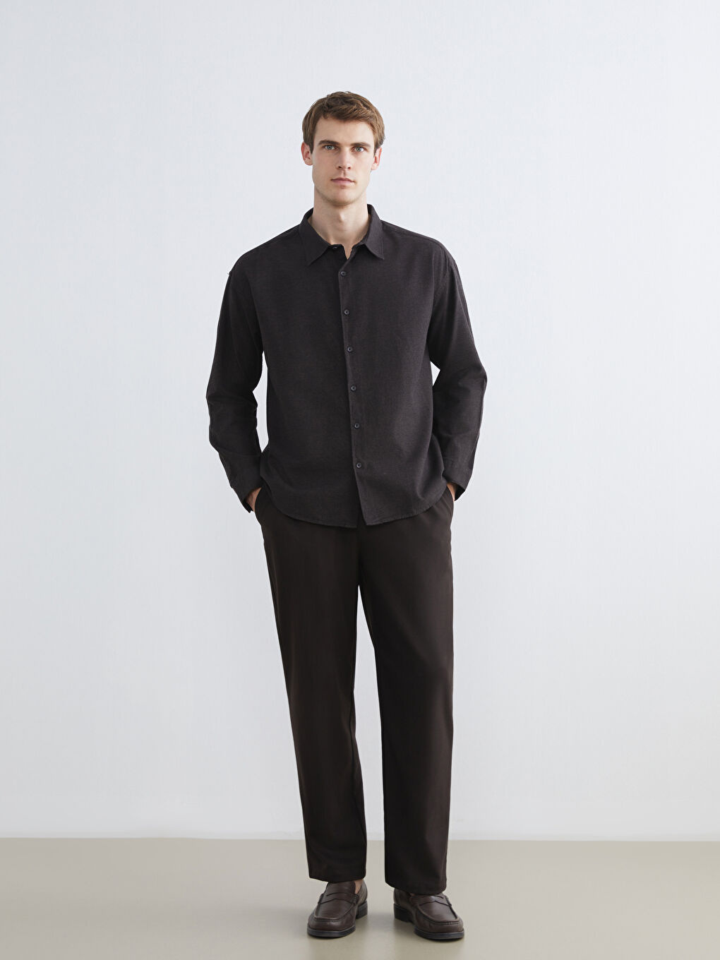 Kahverengi Regular Fit Uzun Kollu Armürlü Erkek Gömlek-3