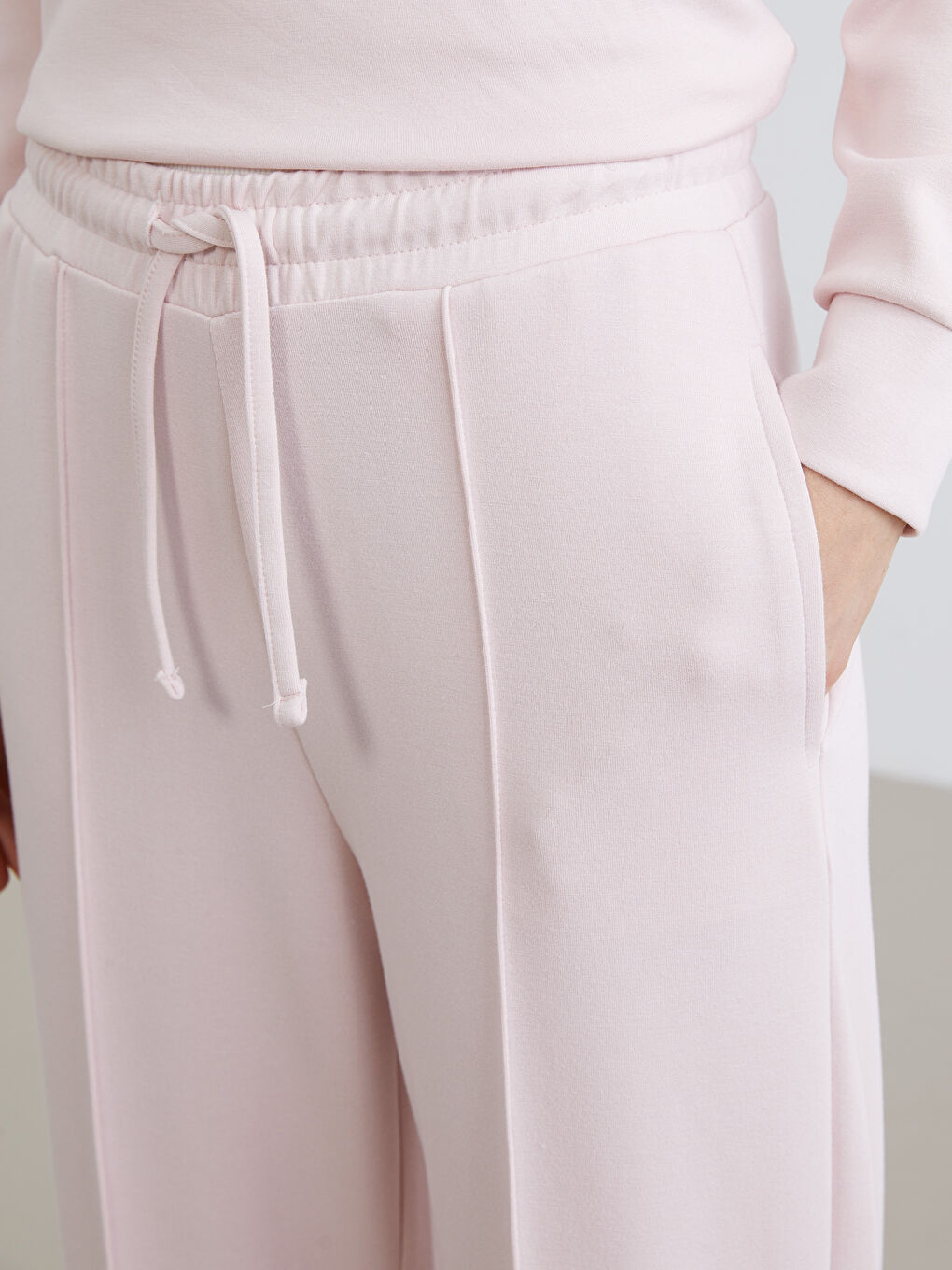 Elasticated Waist Wide Leg Women's Sweatpants-2