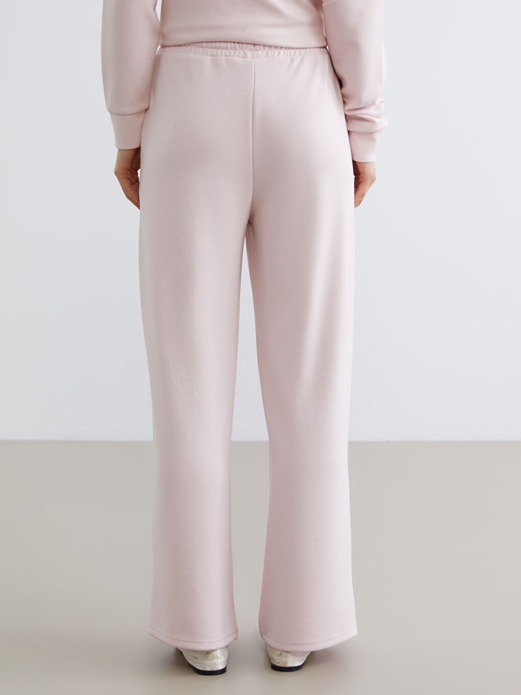 Elasticated Waist Wide Leg Women's Sweatpants-3