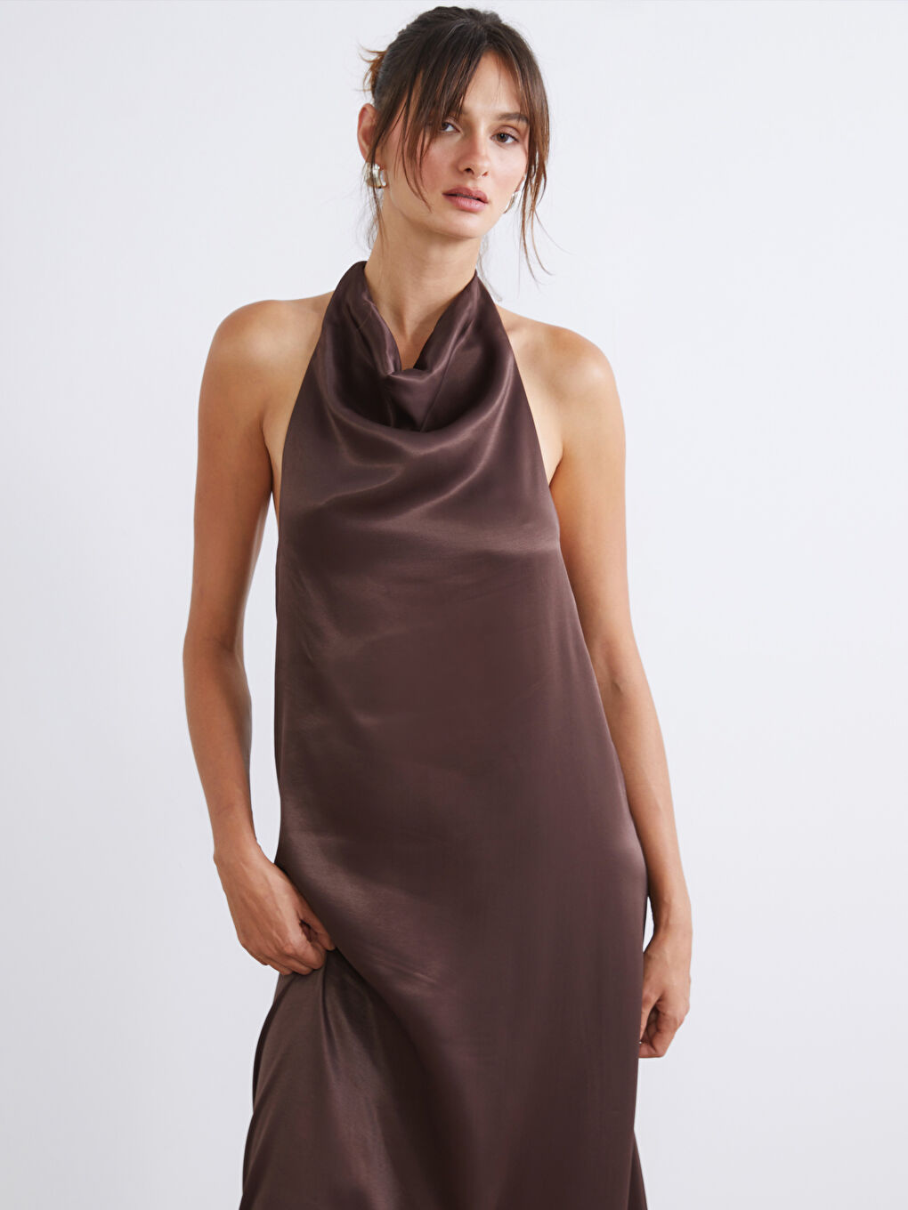 Kahverengi Halter Yaka Saten Abiye Elbise-1