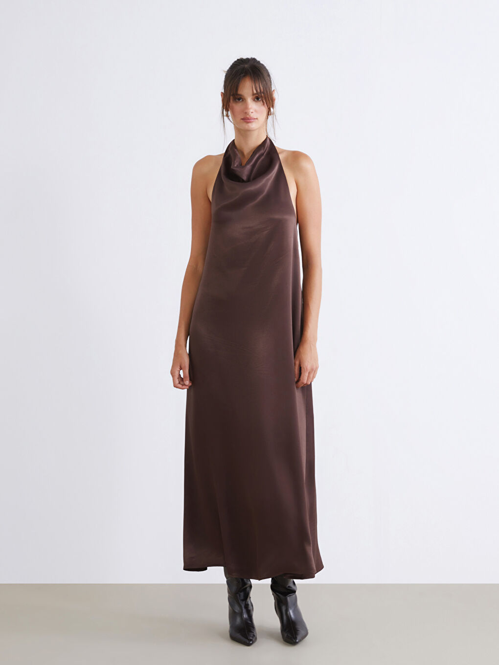 Kahverengi Halter Yaka Saten Abiye Elbise-2