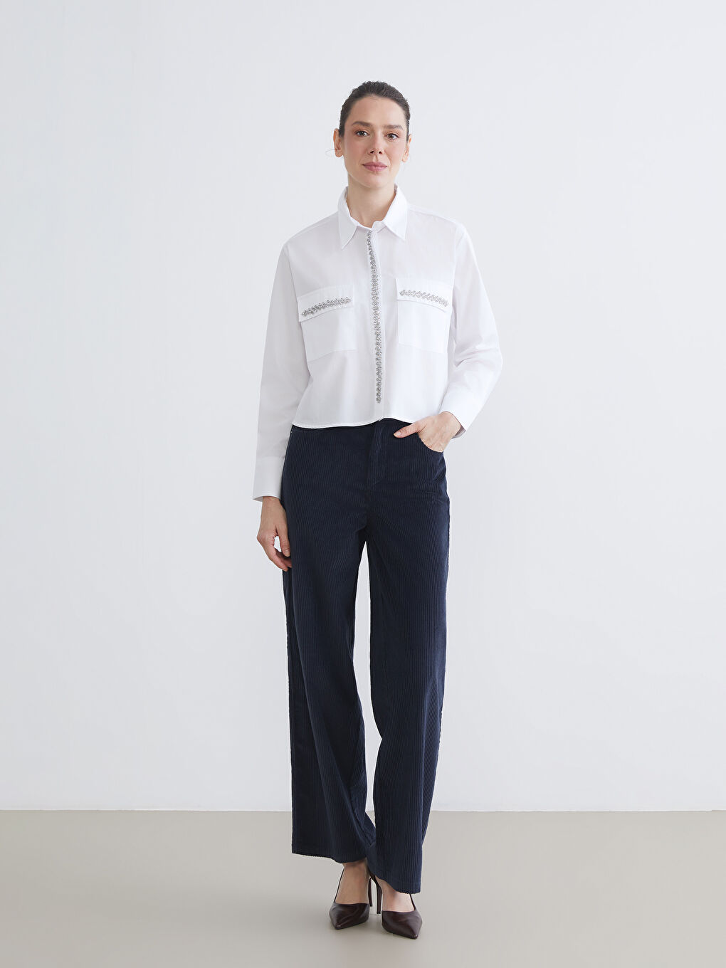 Beyaz Taşlı Oversize Kadın Gömlek-1