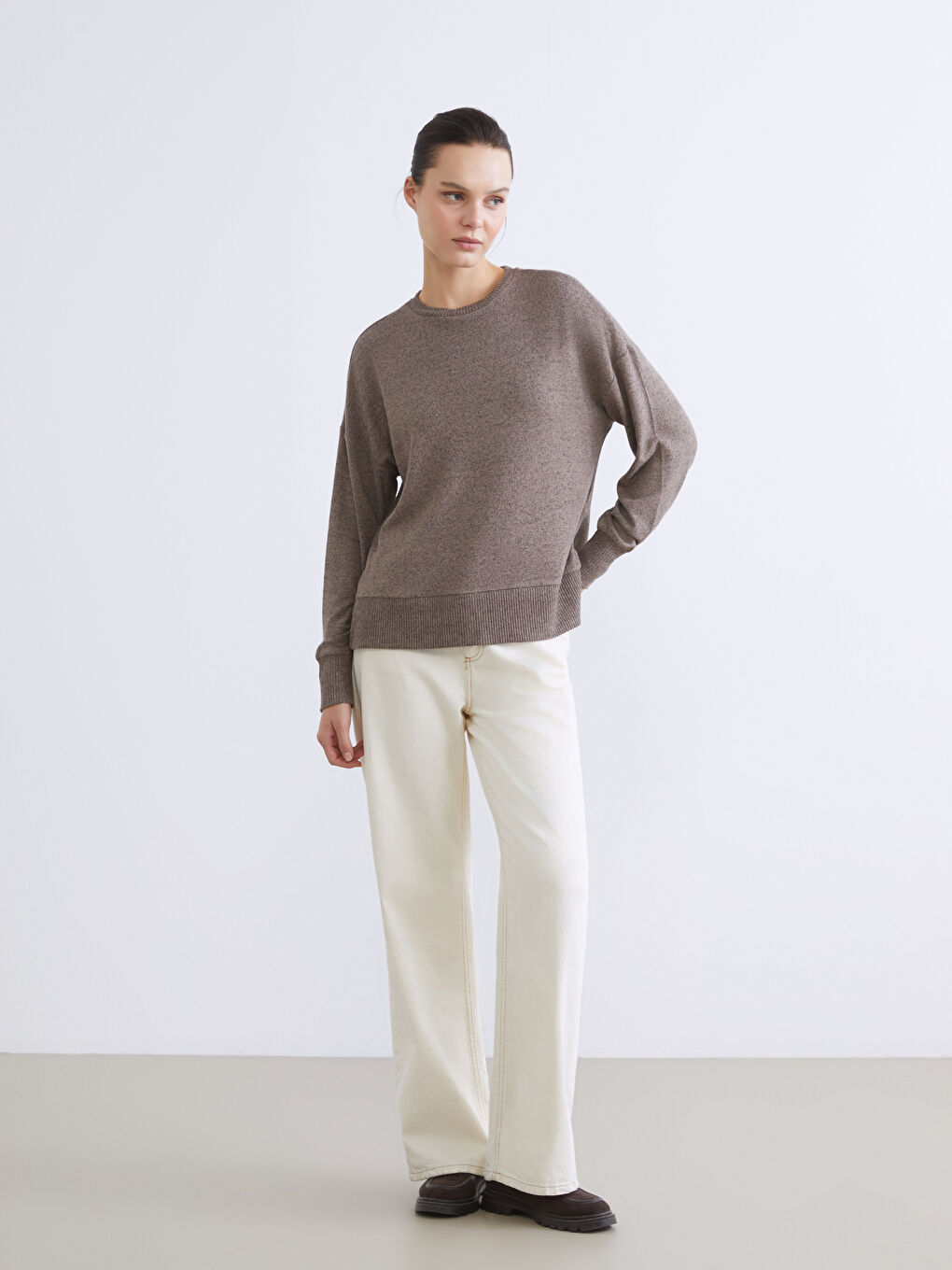 Crew Neck Oversize Women's Sweatshirt-1