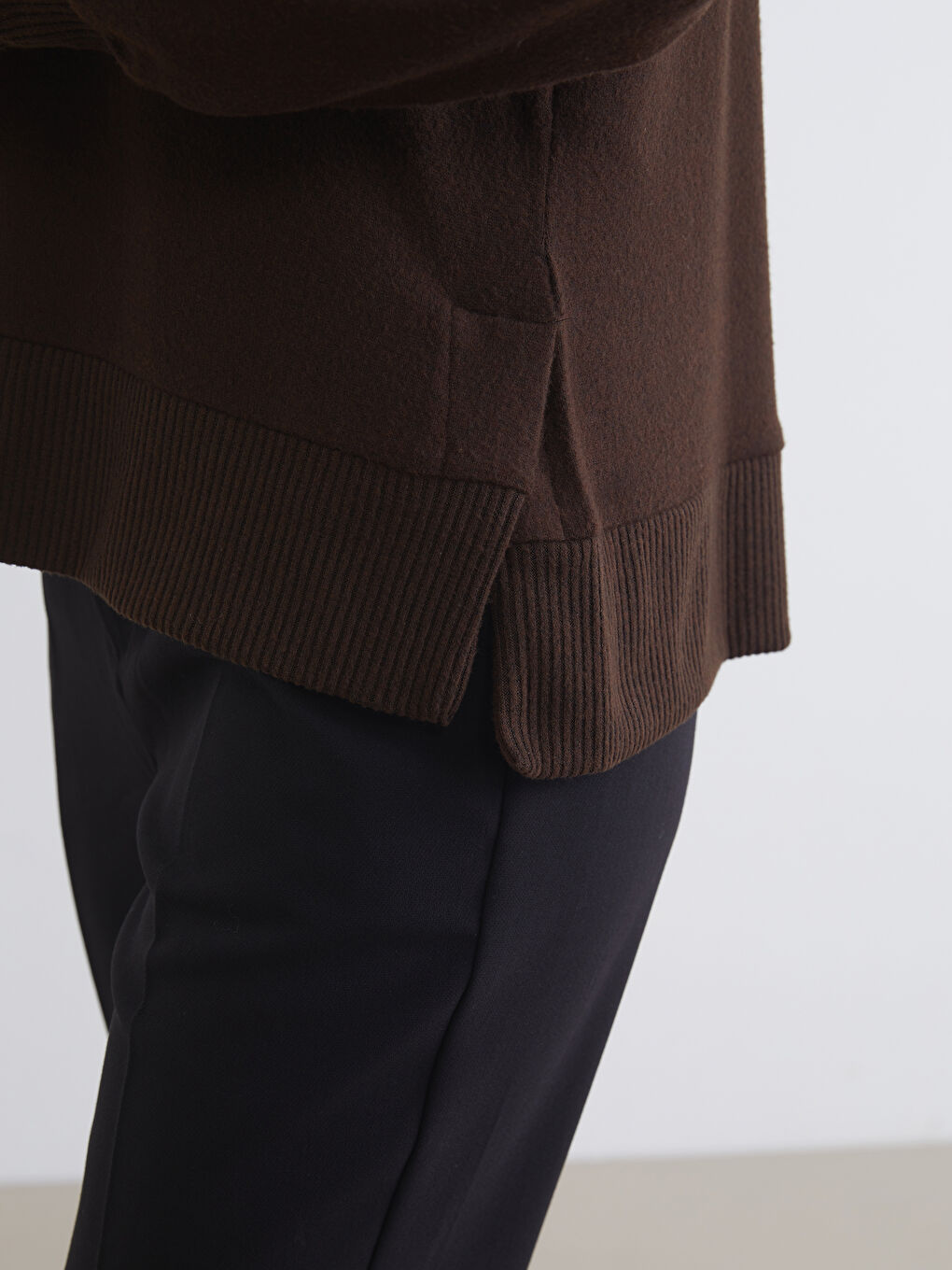 Kahverengi Bisiklet Yaka Oversize Kadın Sweatshirt-2