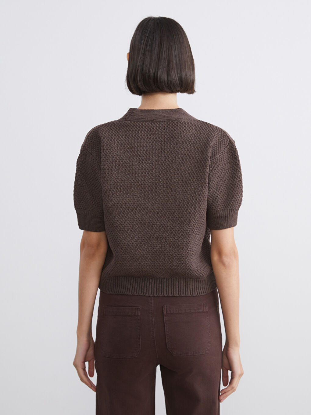 Kahverengi Kısa Kollu Düğme Detaylı Kadın Triko Hırka-3