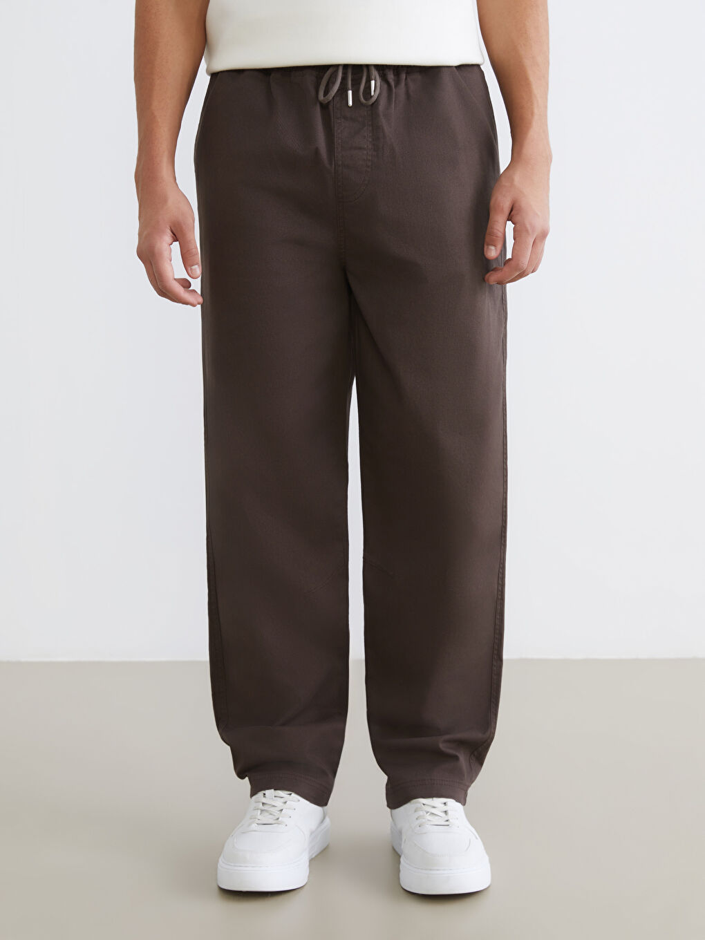 Kahverengi Rahat Kalıp Erkek Pantolon-1
