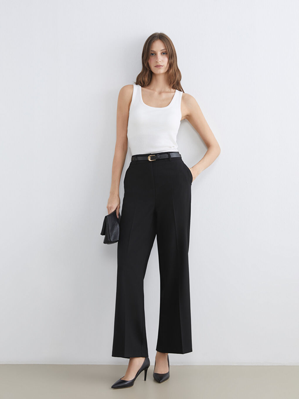 U Neck Ribbed Women's Tank Top-1