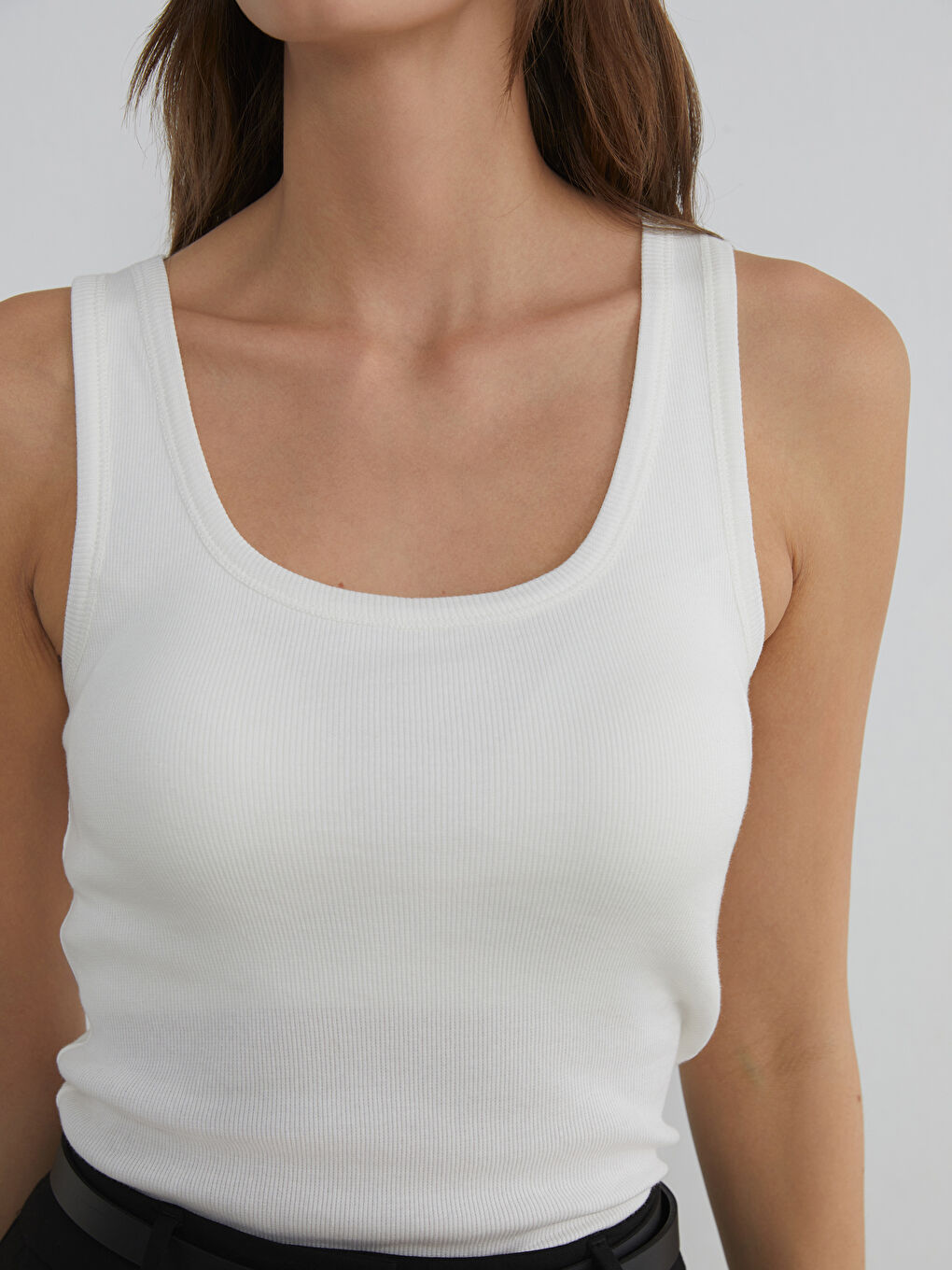 U Neck Ribbed Women's Tank Top-2