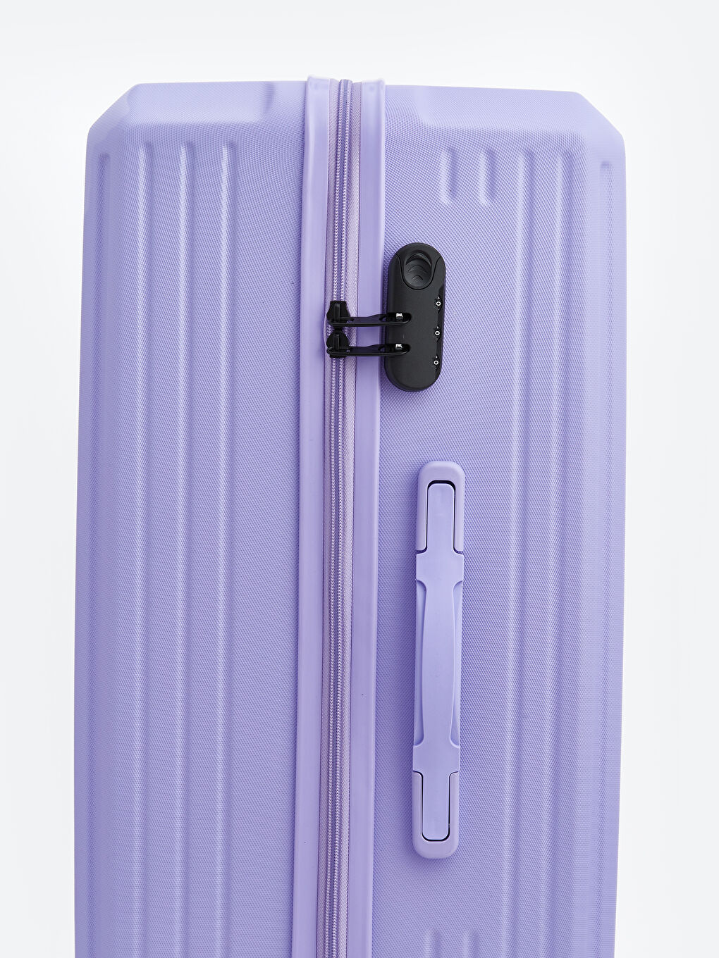 Small Suitcase with Lock Detail-3