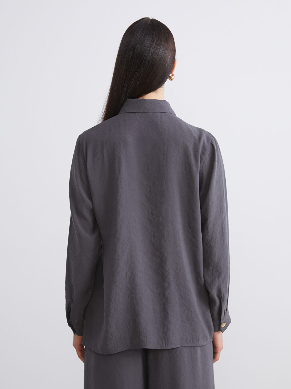 Antrasit Bağlama Detaylı Kadın Gömlek-5
