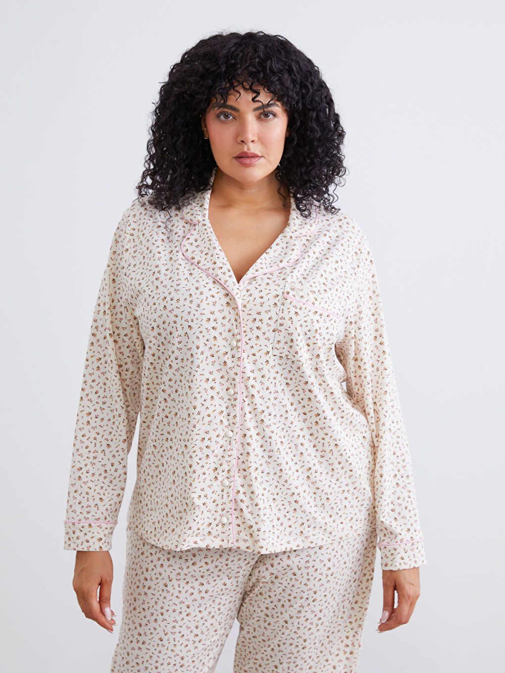 SVETLO BEŽ Pidžama komplet Žena-1