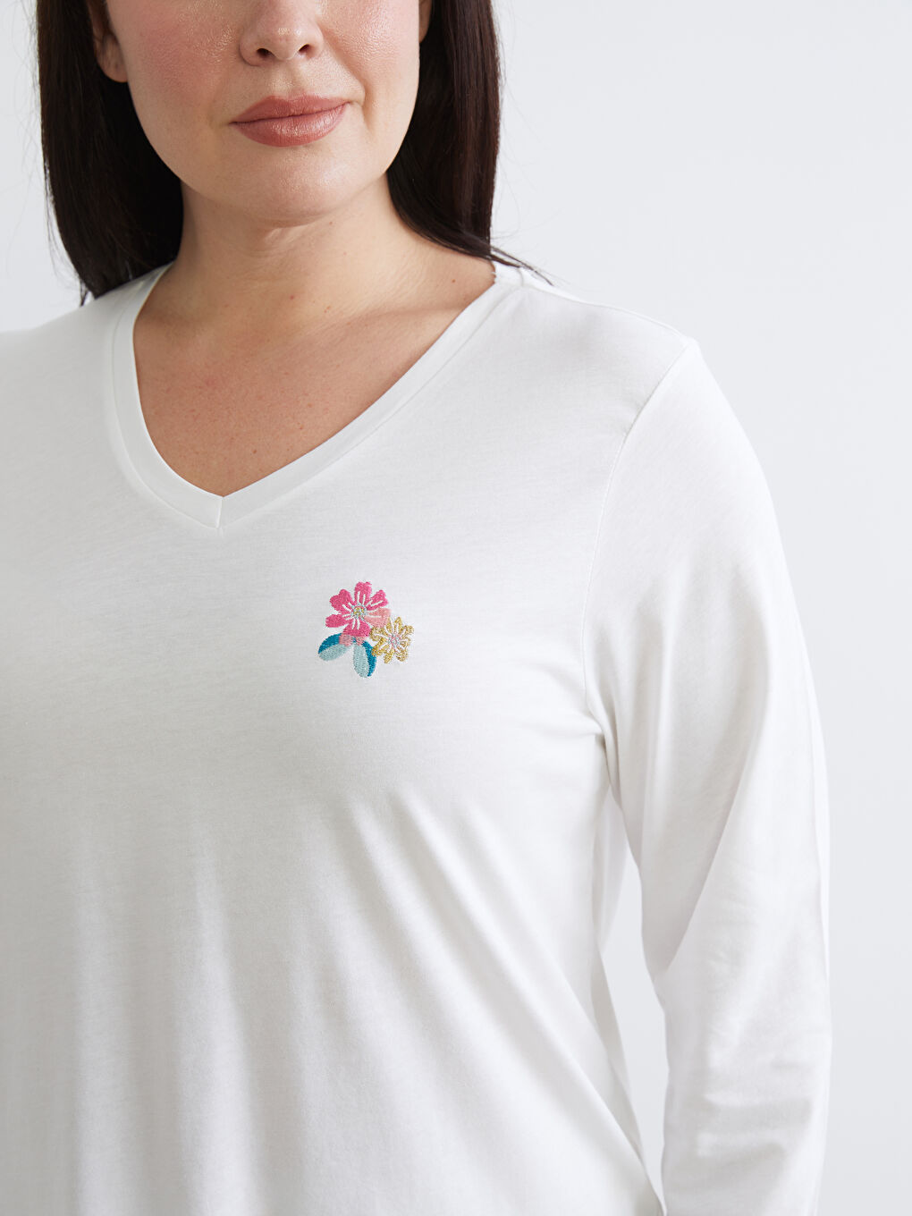 Ekru Büyük Beden Çiçekli Kadın Pijama Takımı-2