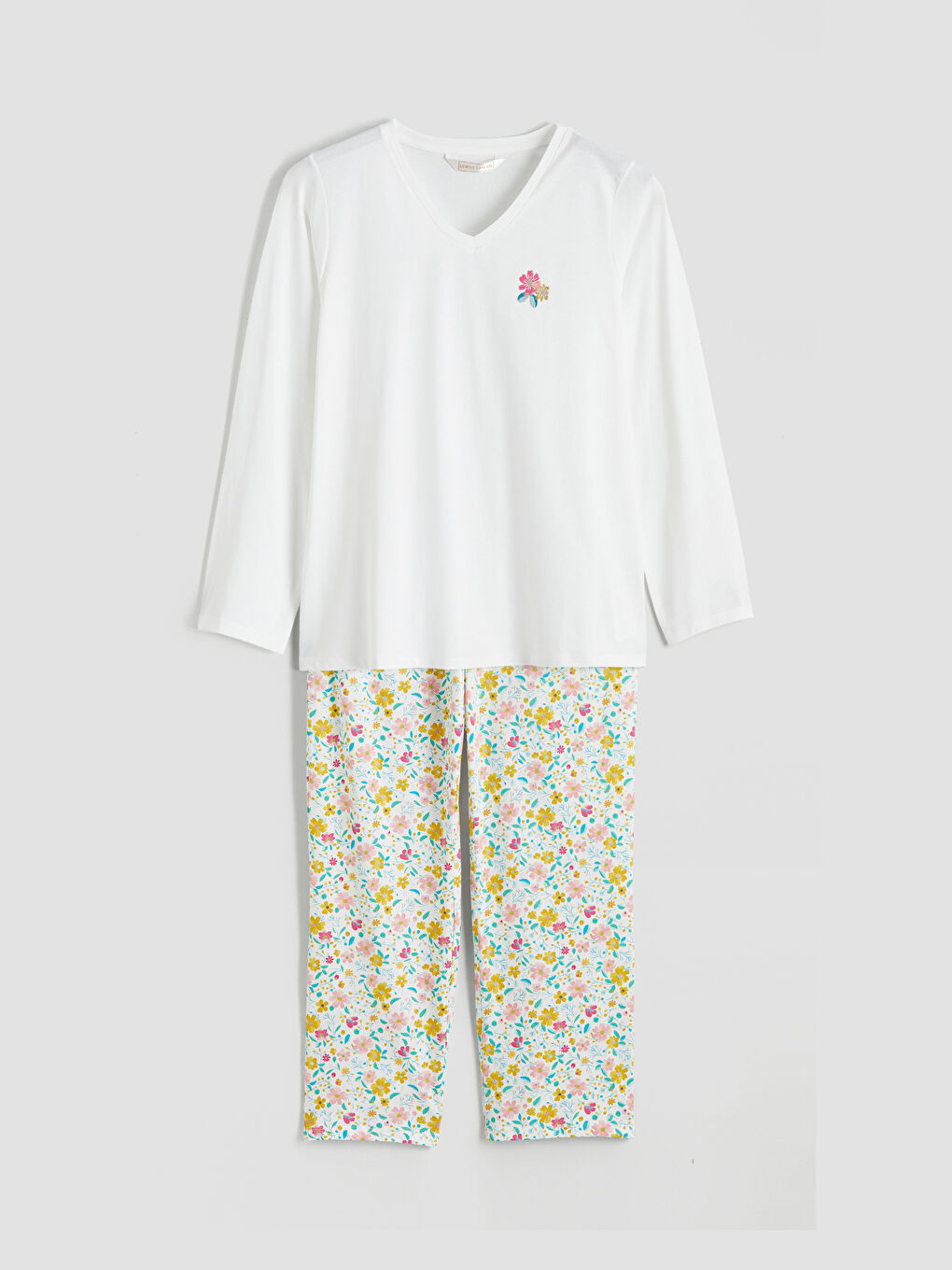 Ekru Büyük Beden Çiçekli Kadın Pijama Takımı-4