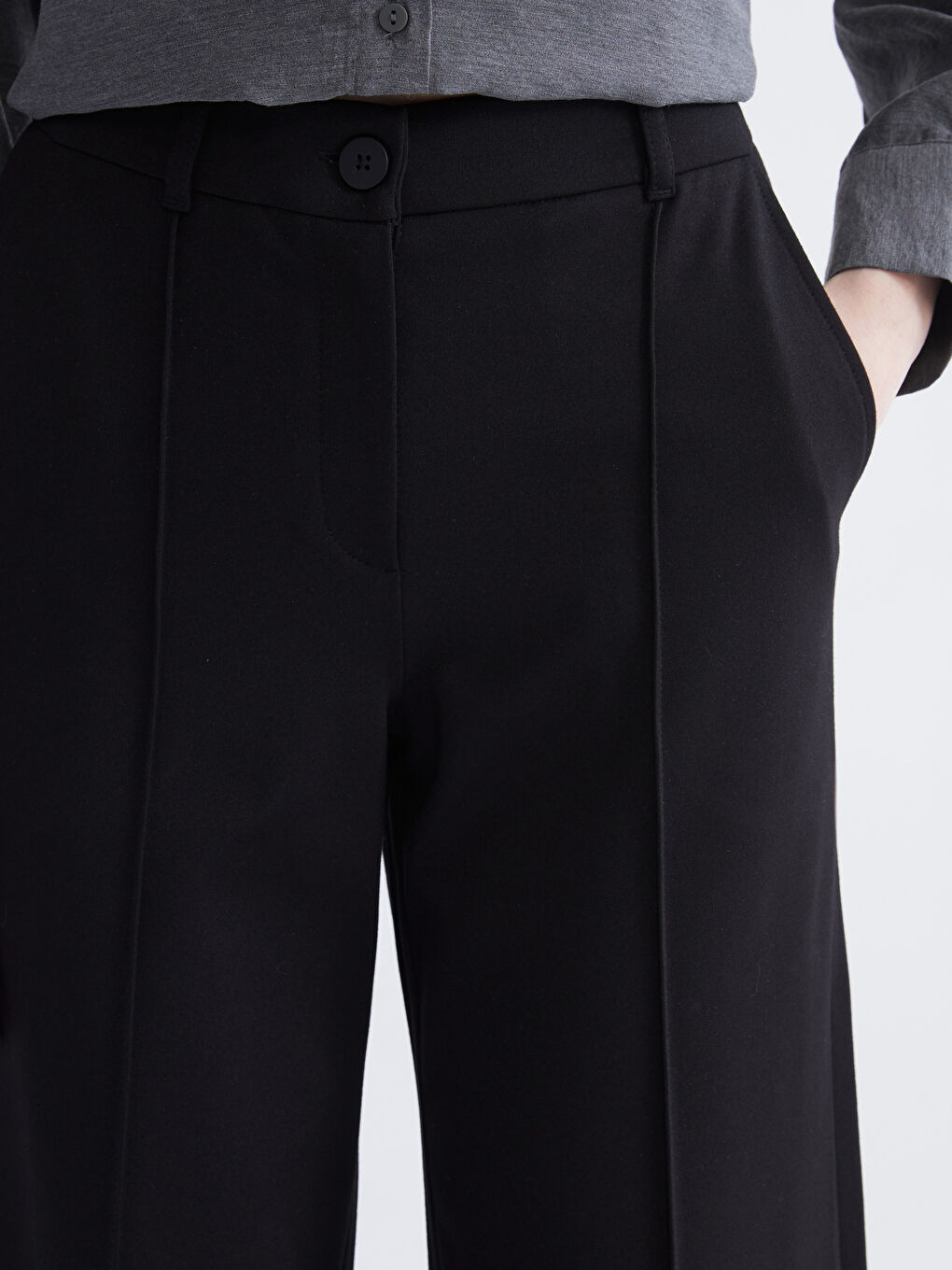 Ženske Pantalone Širokih Nogavica Standardnog Kroja-2