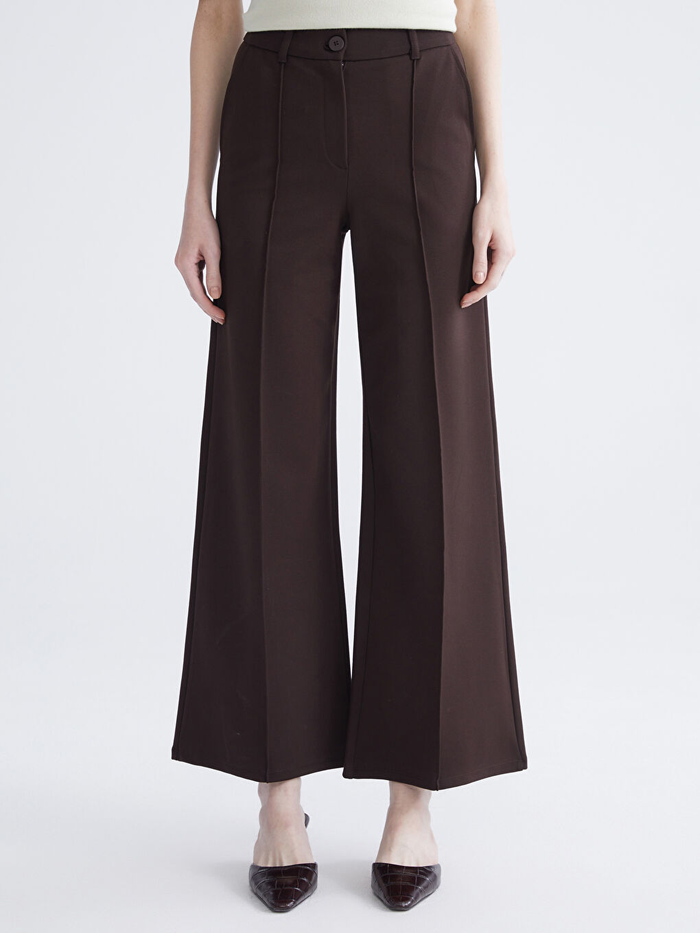 Ženske Pantalone Širokih Nogavica Standardnog Kroja-1