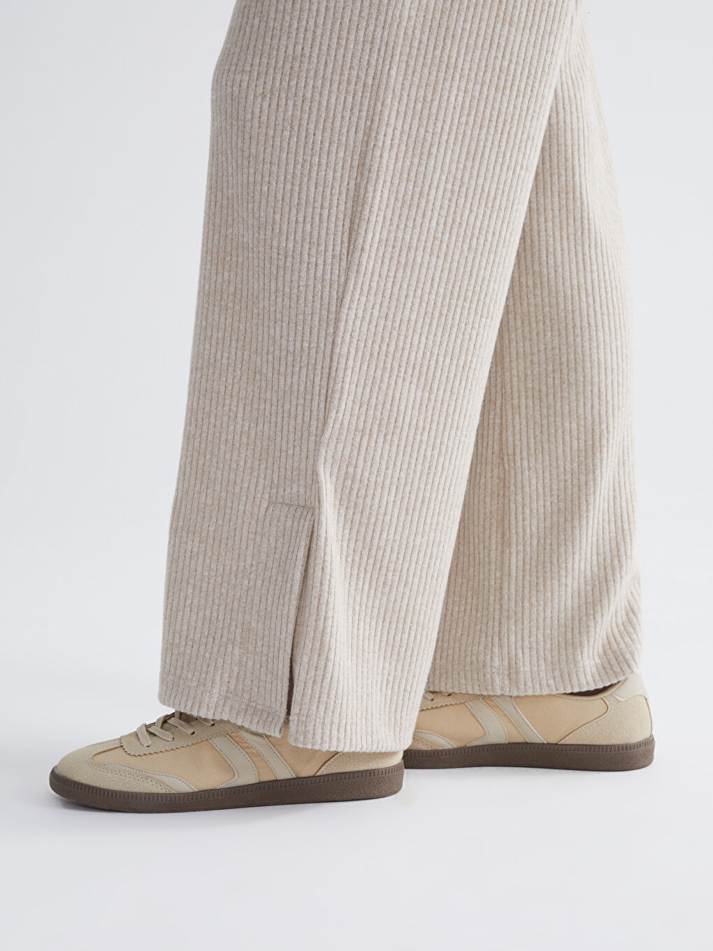 Bej Beli Lastikli Kadın Eşofman Altı-2