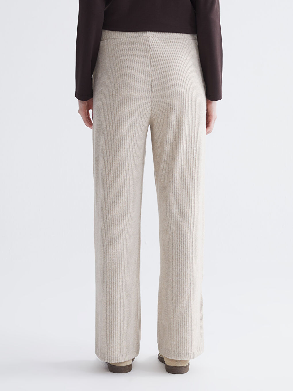 Bej Beli Lastikli Kadın Eşofman Altı-3