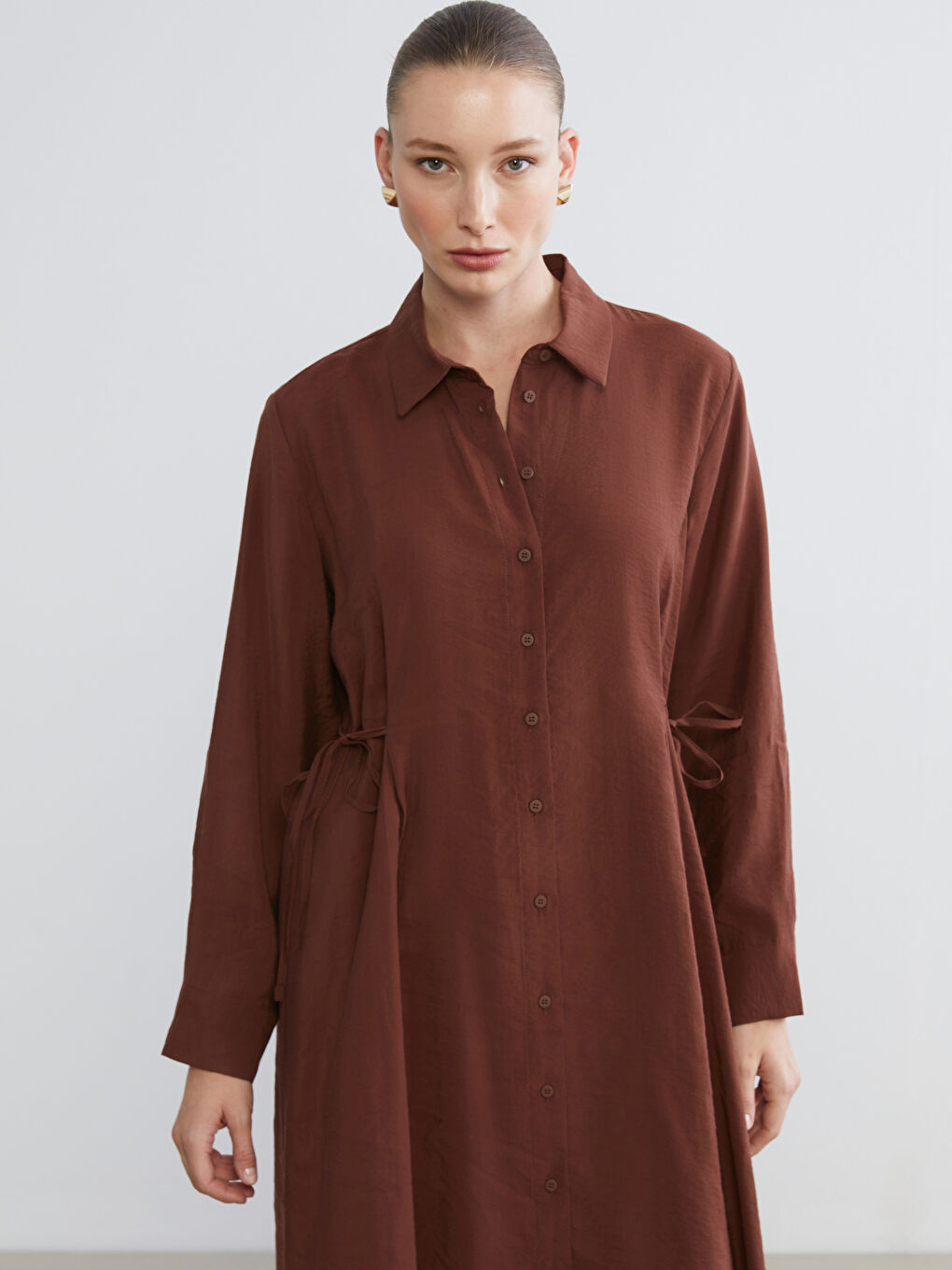 Kahverengi Büzgülü Modal Karışımlı Gömlek Elbise-2