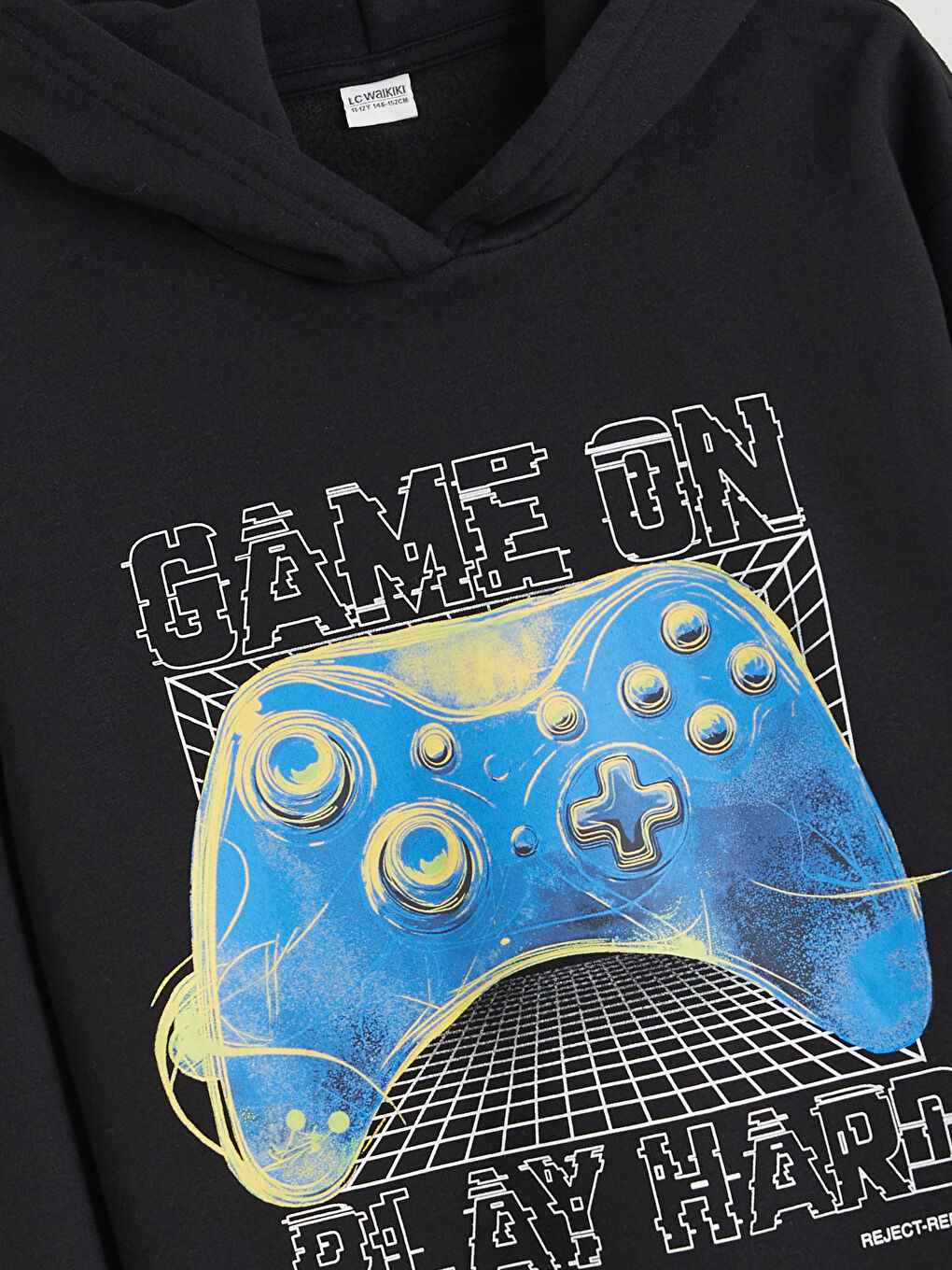 سوییتشێرتی ئەستووری کوڕان بە نەخشەوە-1