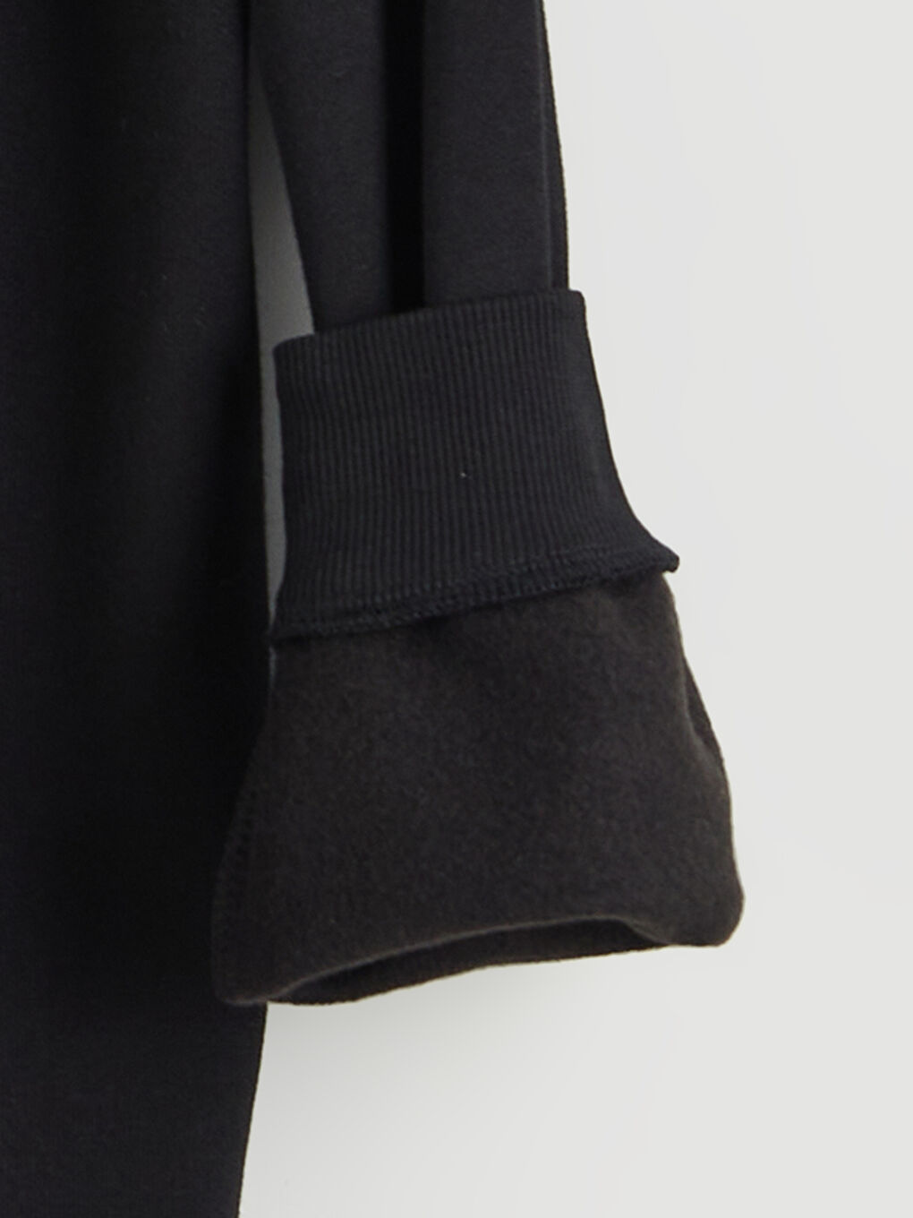 سوییتشێرتی ئەستووری کوڕان بە نەخشەوە-2