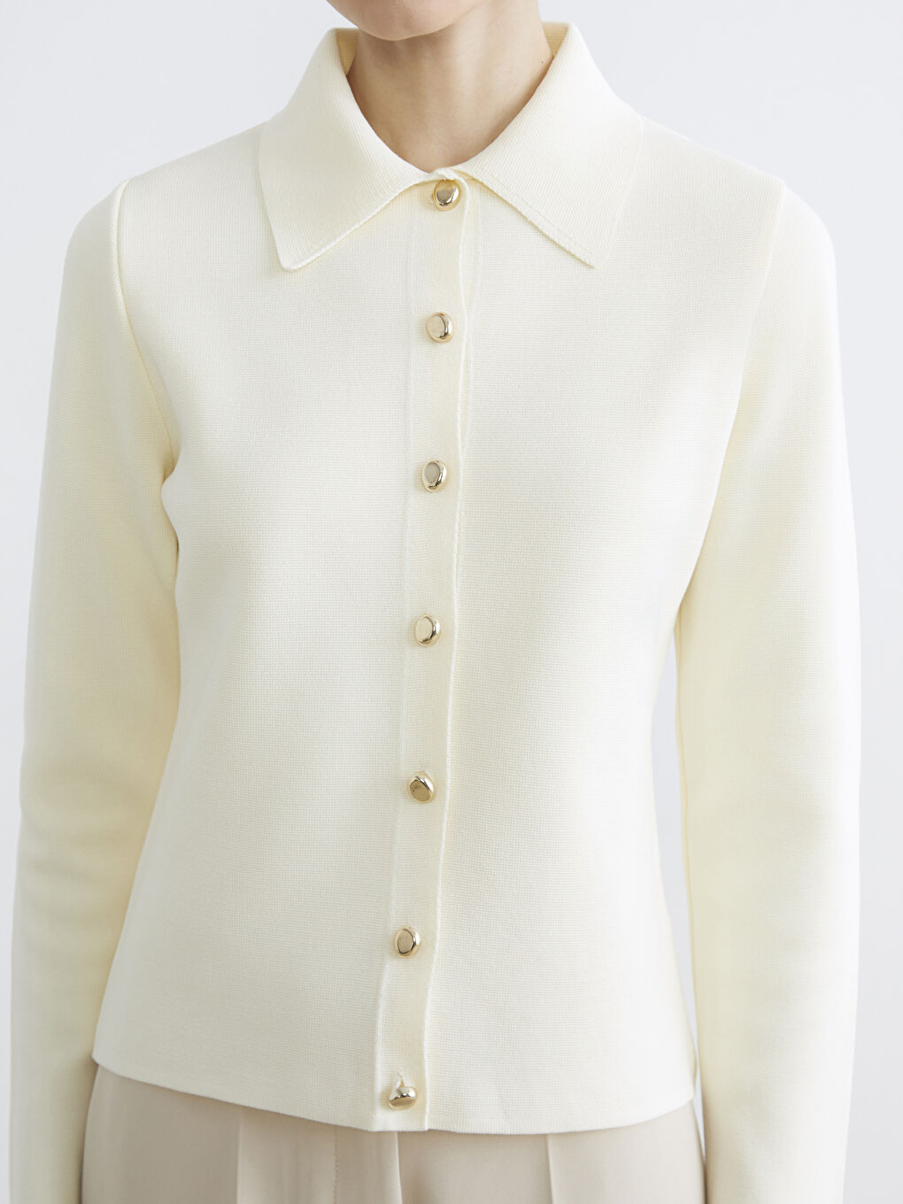 Ekru Gömlek Yaka Kadın Triko Hırka-2