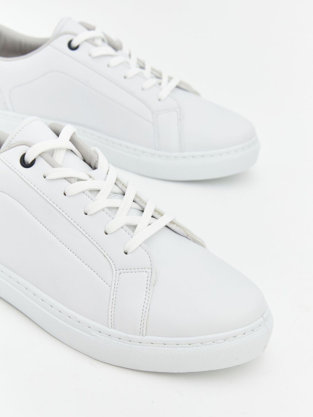 Beyaz Bağcıklı Erkek Spor Ayakkabı-2