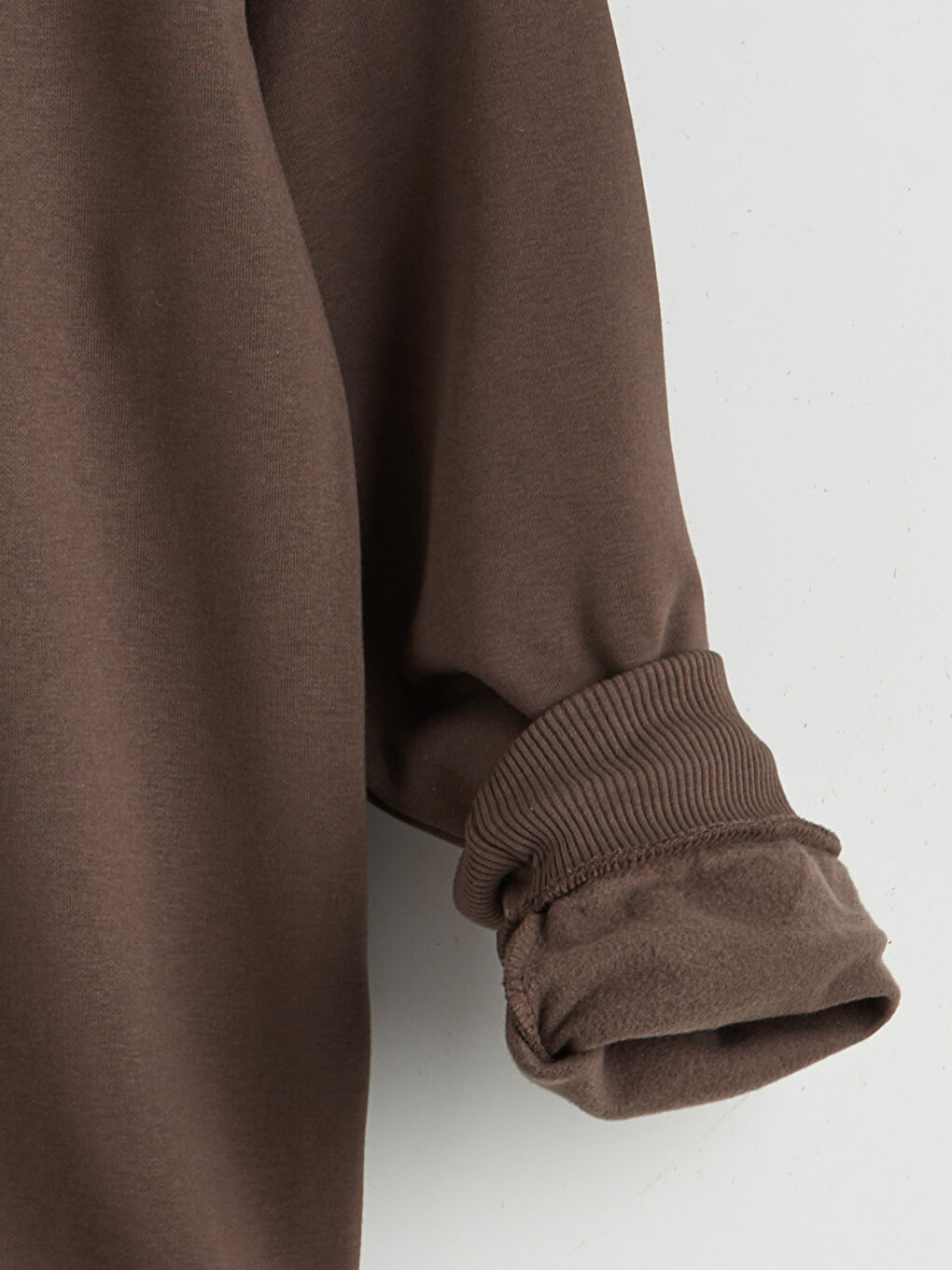 كنزة رياضية بني رجل-5