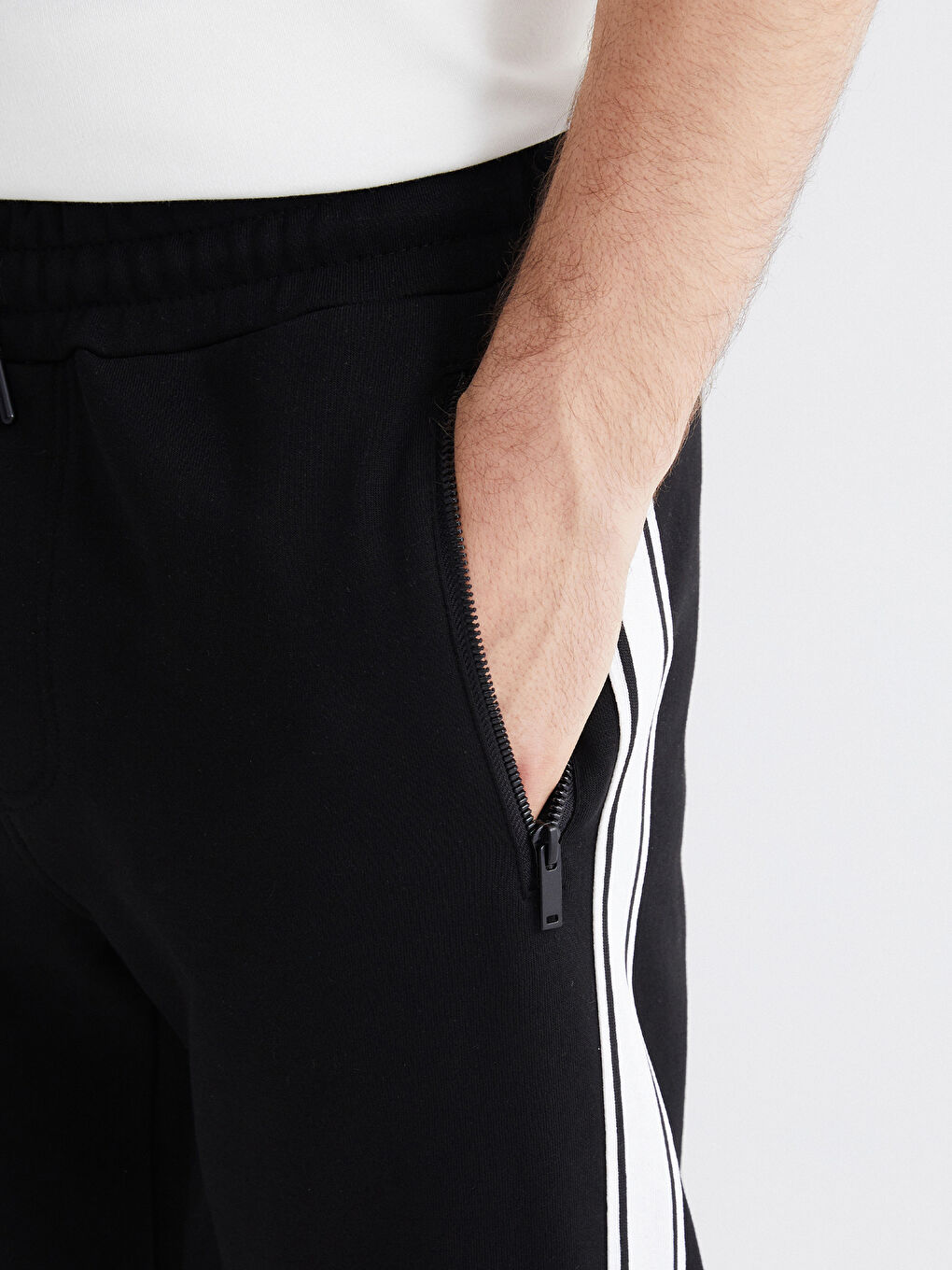 Siyah Beli Bağcıklı Erkek Kalın Eşofman Altı-2