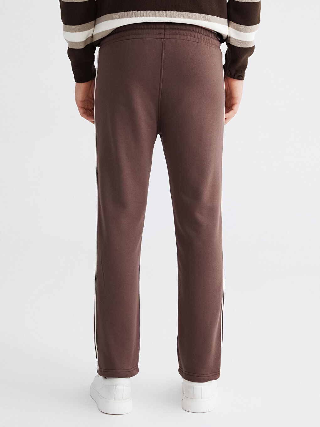 Man BROWN Sweatpants-3