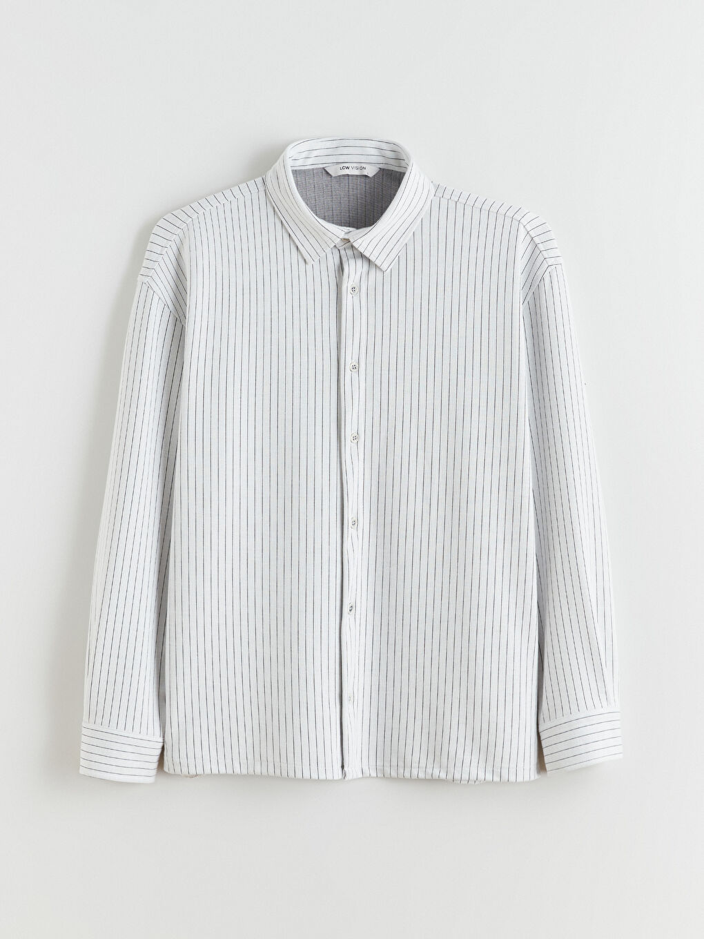 قميص رجالي مُخَطَّط بأكمام طويلة بقصة عادية-4