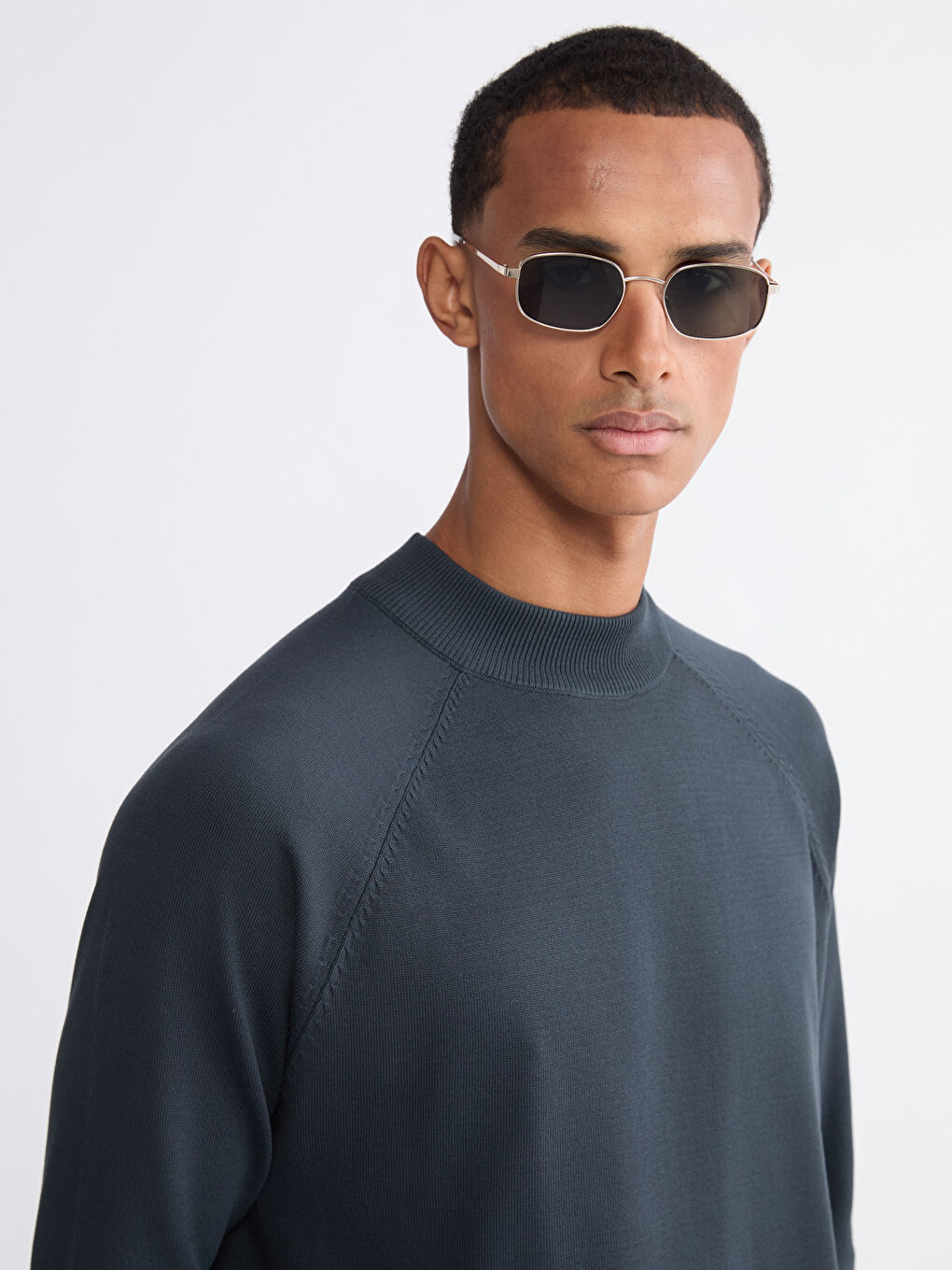 Antrasit Yarım Balıkçı Yaka Erkek Triko Kazak-2