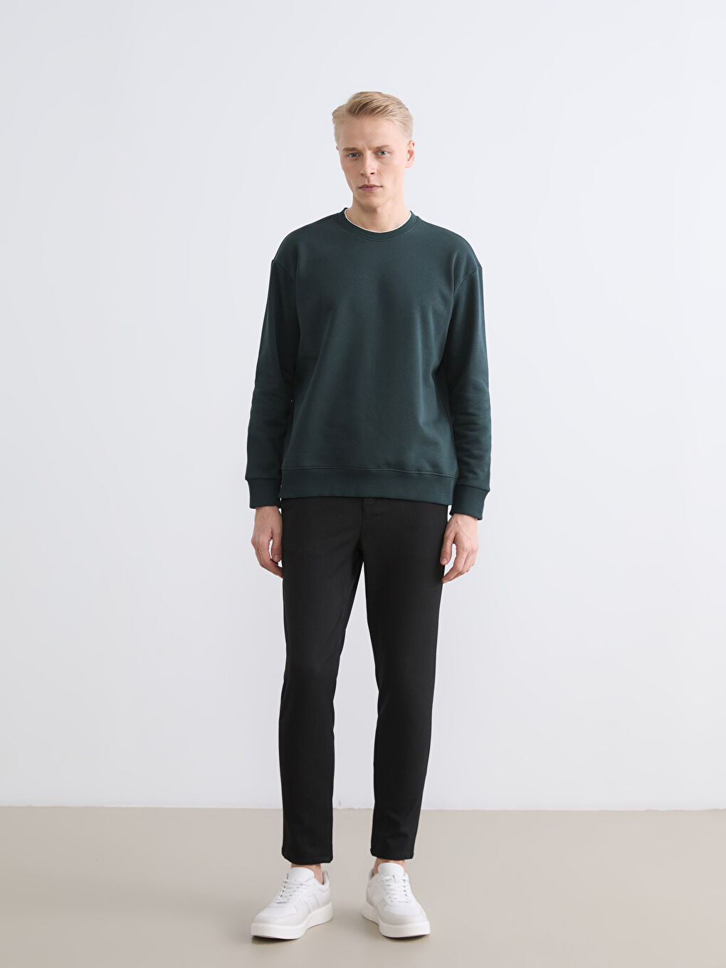 Crew Neck Men's Thick Sweatshirt-1