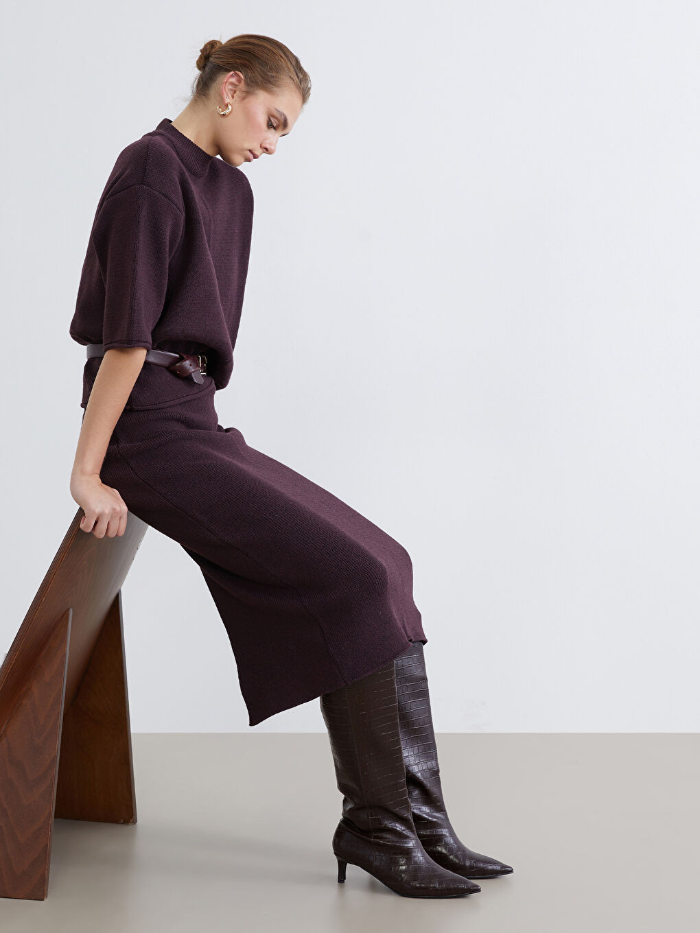 Suknja od trikotaže s elastičnim strukom-1