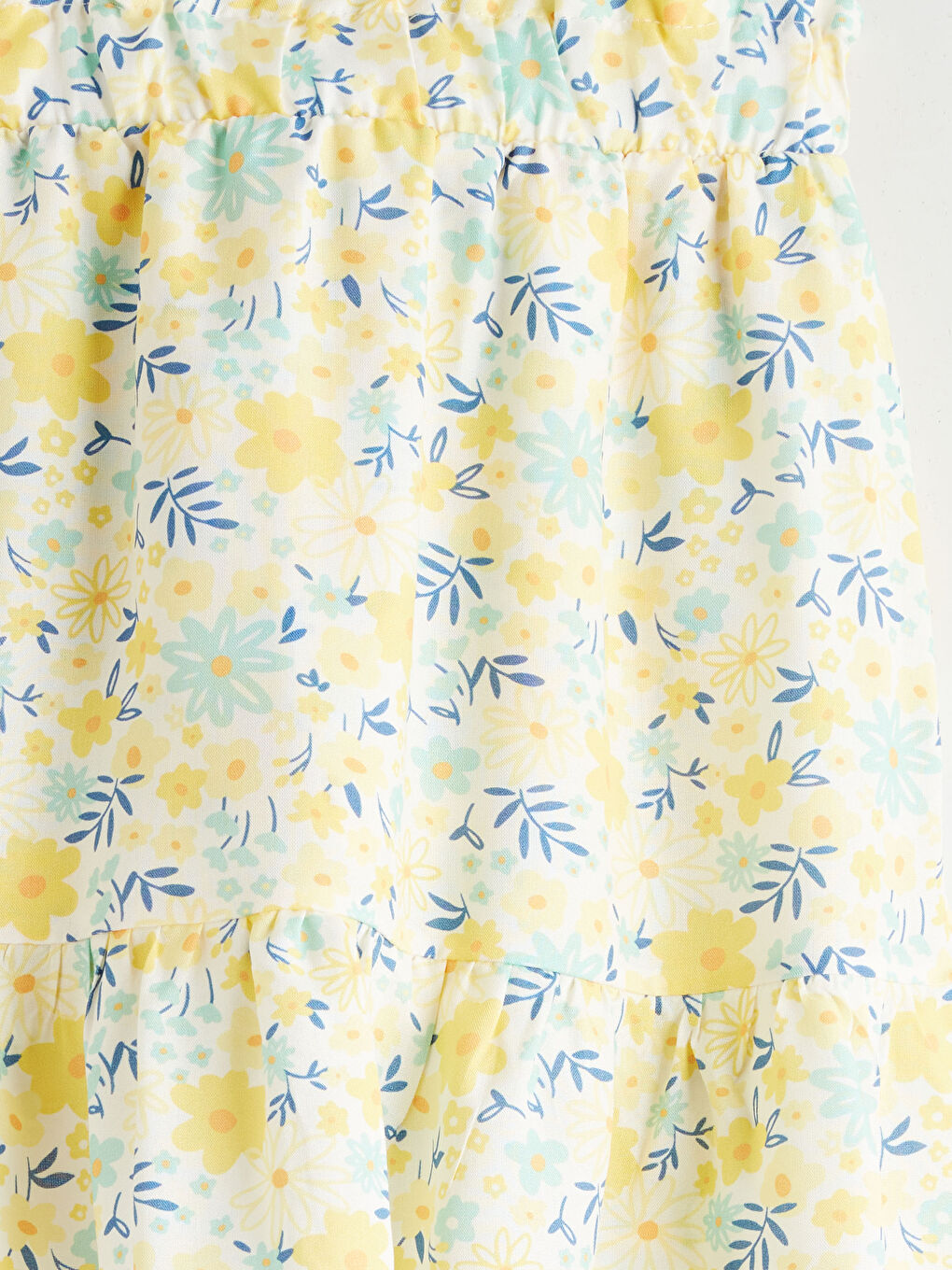 Ekru Beli Lastikli Fırfırlı Kız Çocuk Şort Etek-2