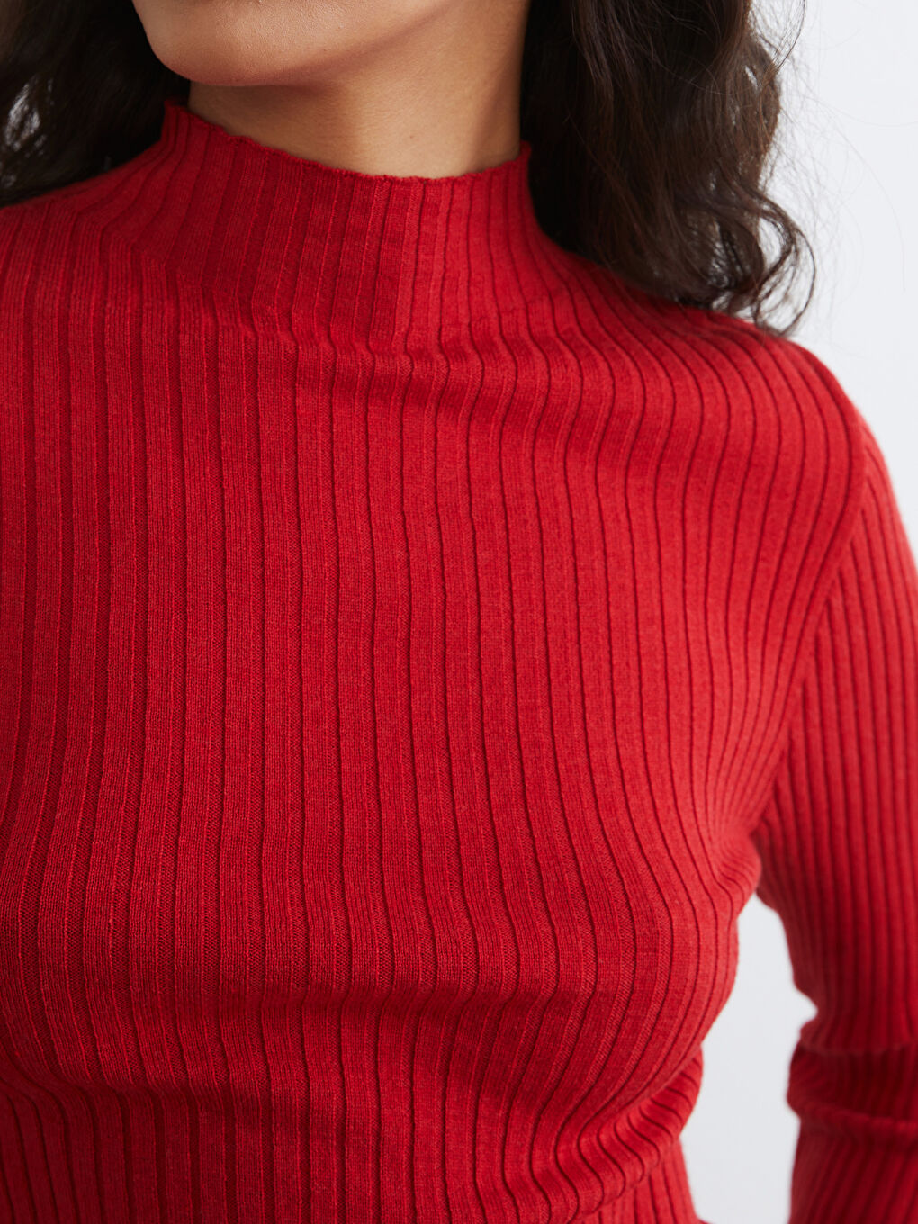 Свитер из трикотажа с полуводолазкой для женщин-2