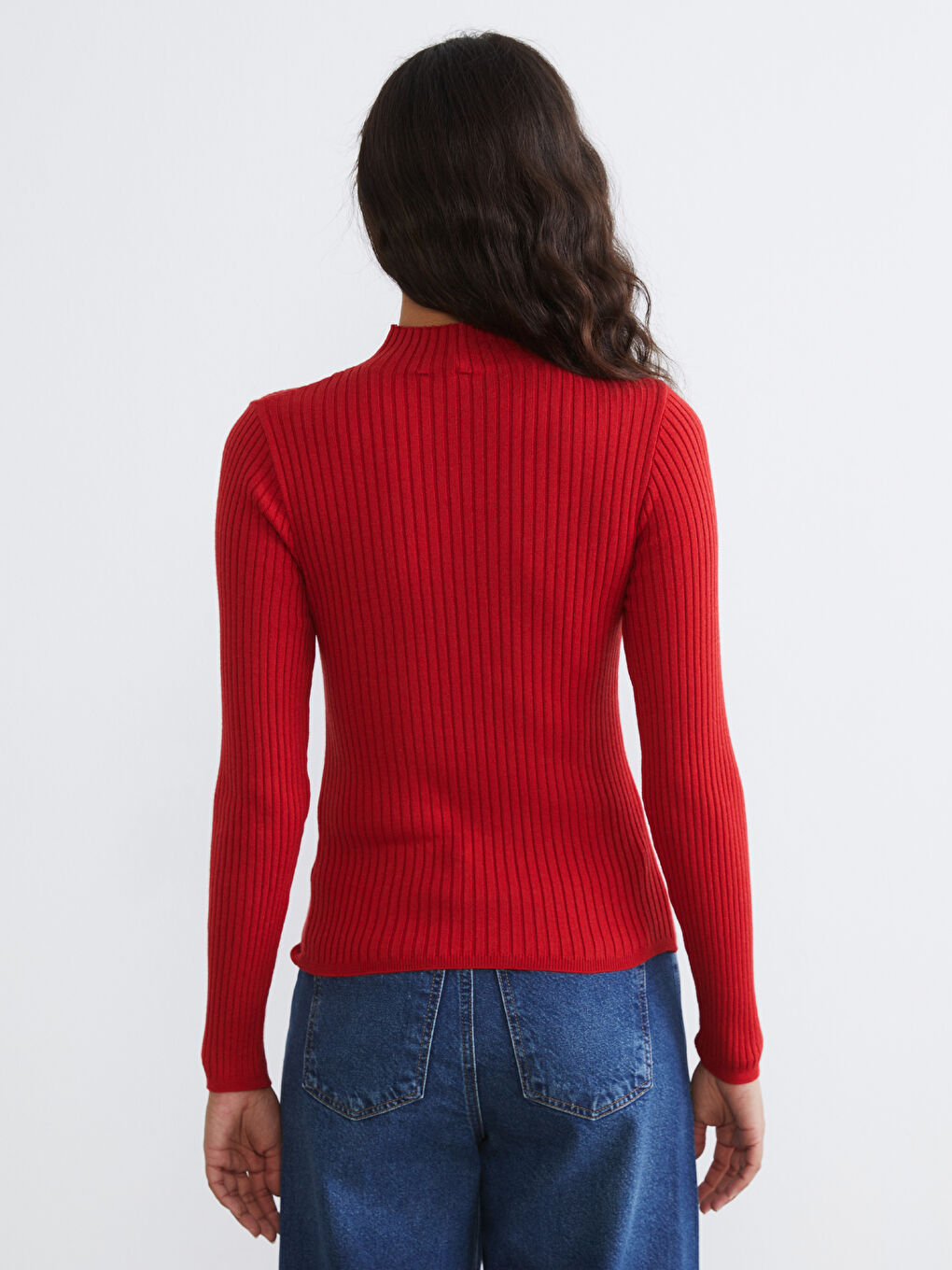 Свитер из трикотажа с полуводолазкой для женщин-3