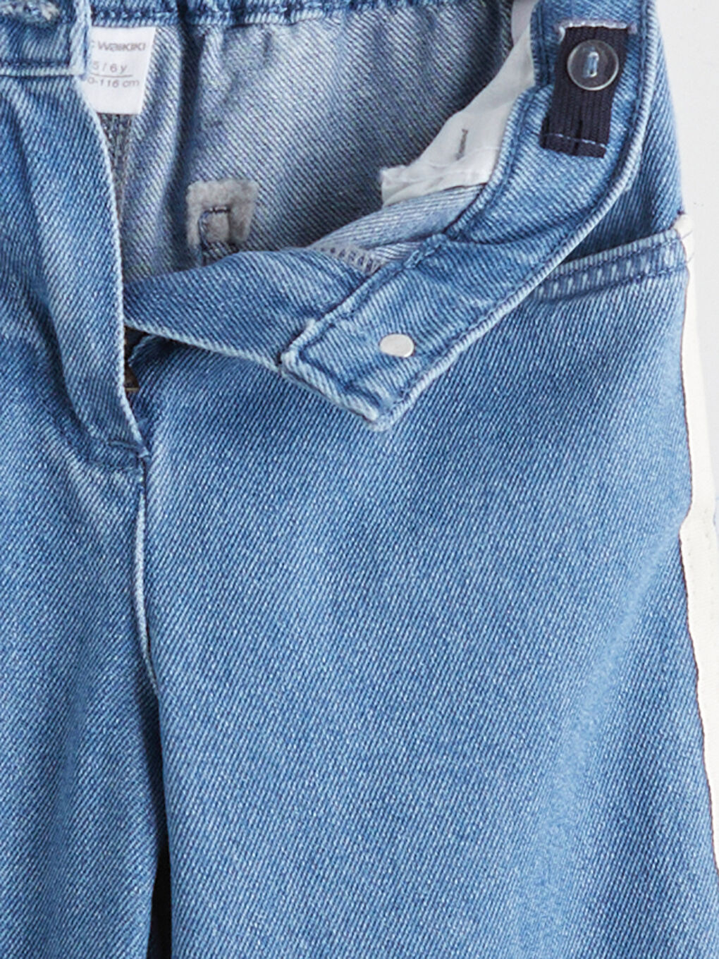 Dečije farmerke sa podesivim elastičnim strukom-3