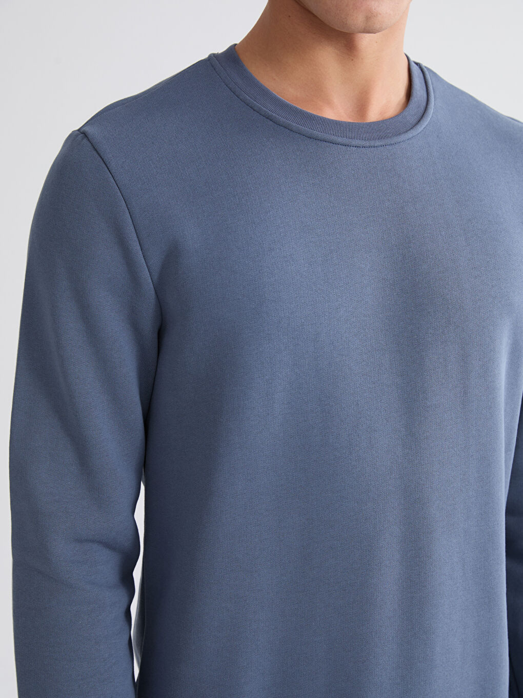 Свитшот с круглым вырезом для мужчин-2