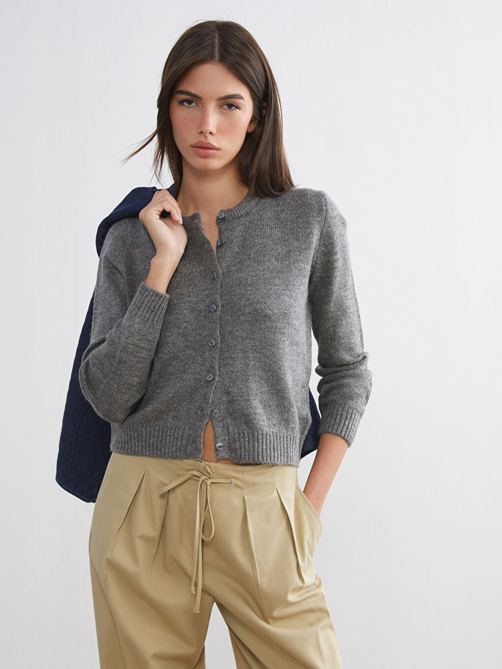 Antrasit Bisiklet Yaka Kadın Triko Hırka