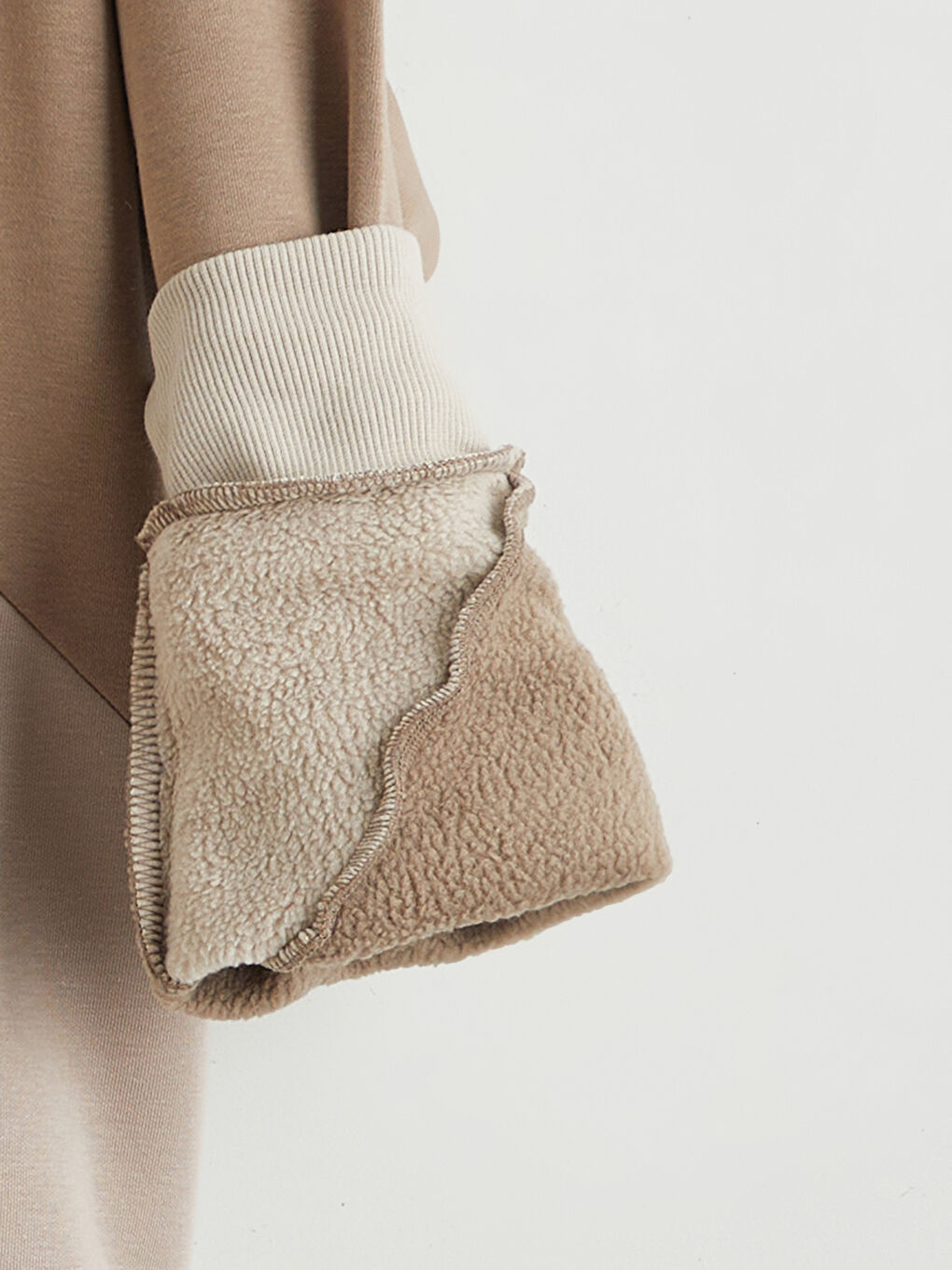 Kahverengi Renk Bloklu Oversize Kadın Sweatshirt-6