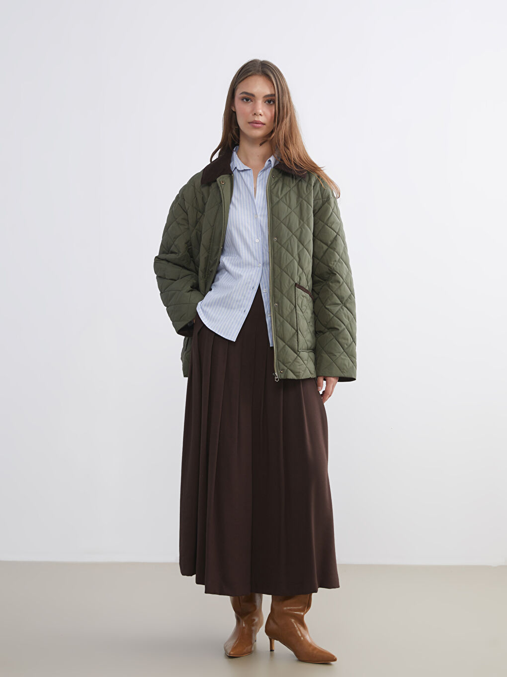 Kahverengi Beli Lastikli Pileli Etek