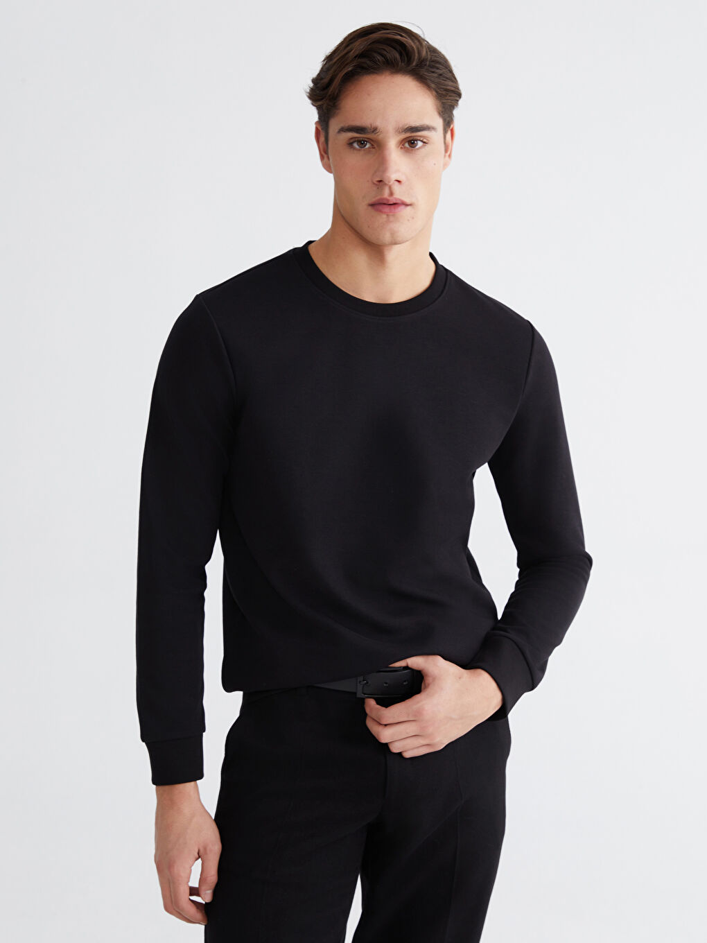 Siyah Bisiklet Yaka Erkek Sweatshirt