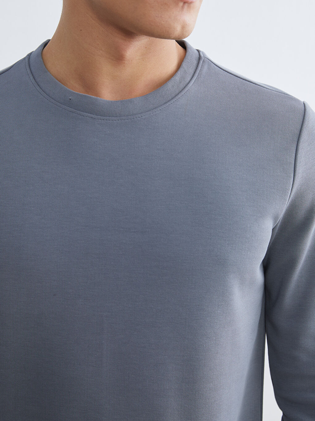 İndigo Bisiklet Yaka Erkek Sweatshirt-2