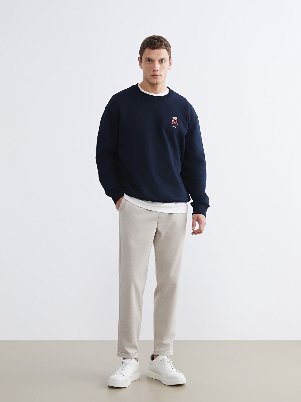 Lacivert Bisiklet Yaka Ayı Teddy Baskılı Erkek Kalın Sweatshirt-1