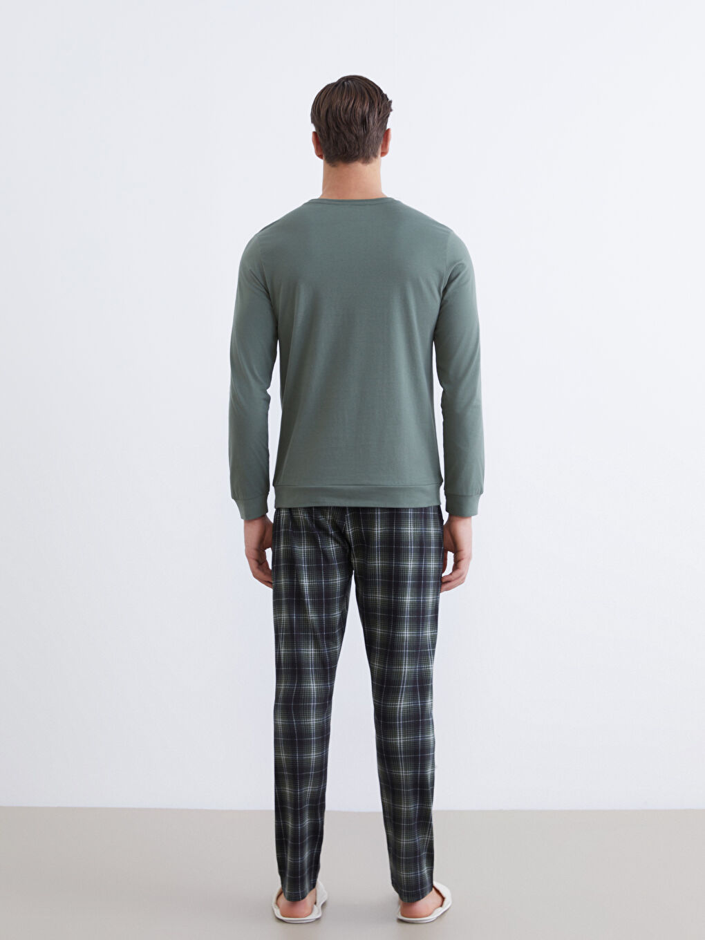 Yeşil Standart Kalıp Erkek Pijama Takımı-3